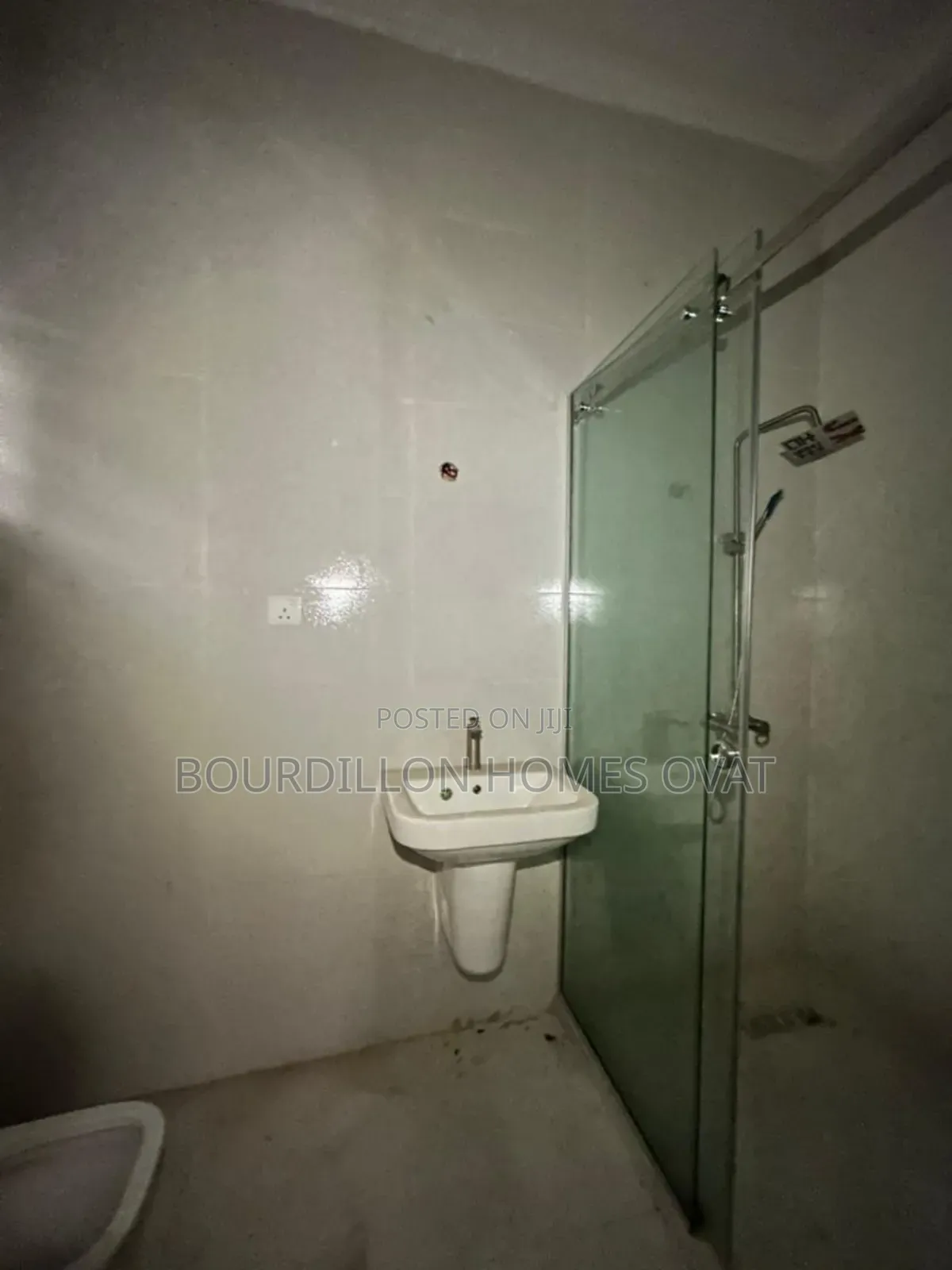 2bdrm Apartment in Ikate Lekki Lagos for sale in Ikate