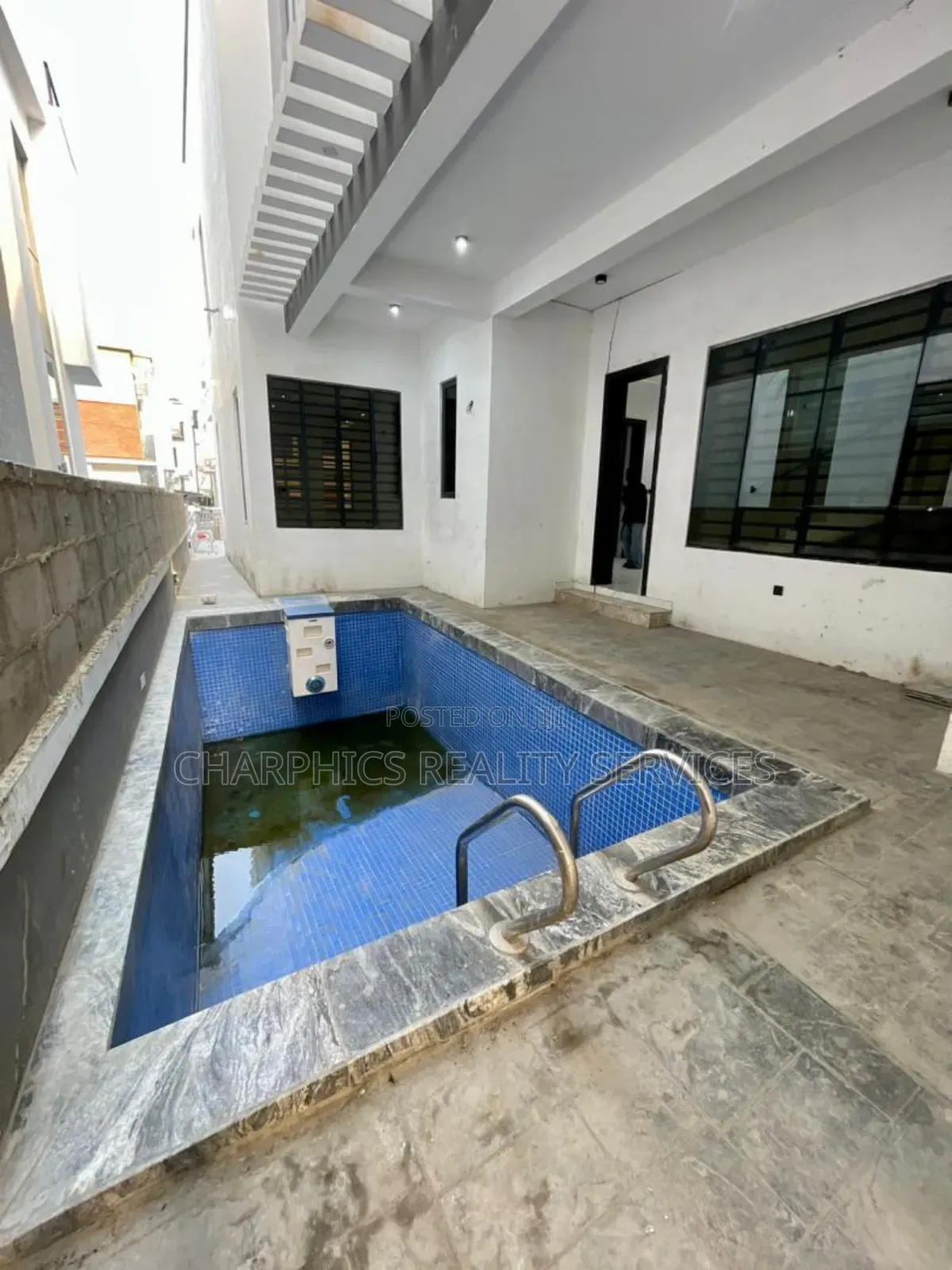 5bdrm Duplex in Lekki for sale in Lekki