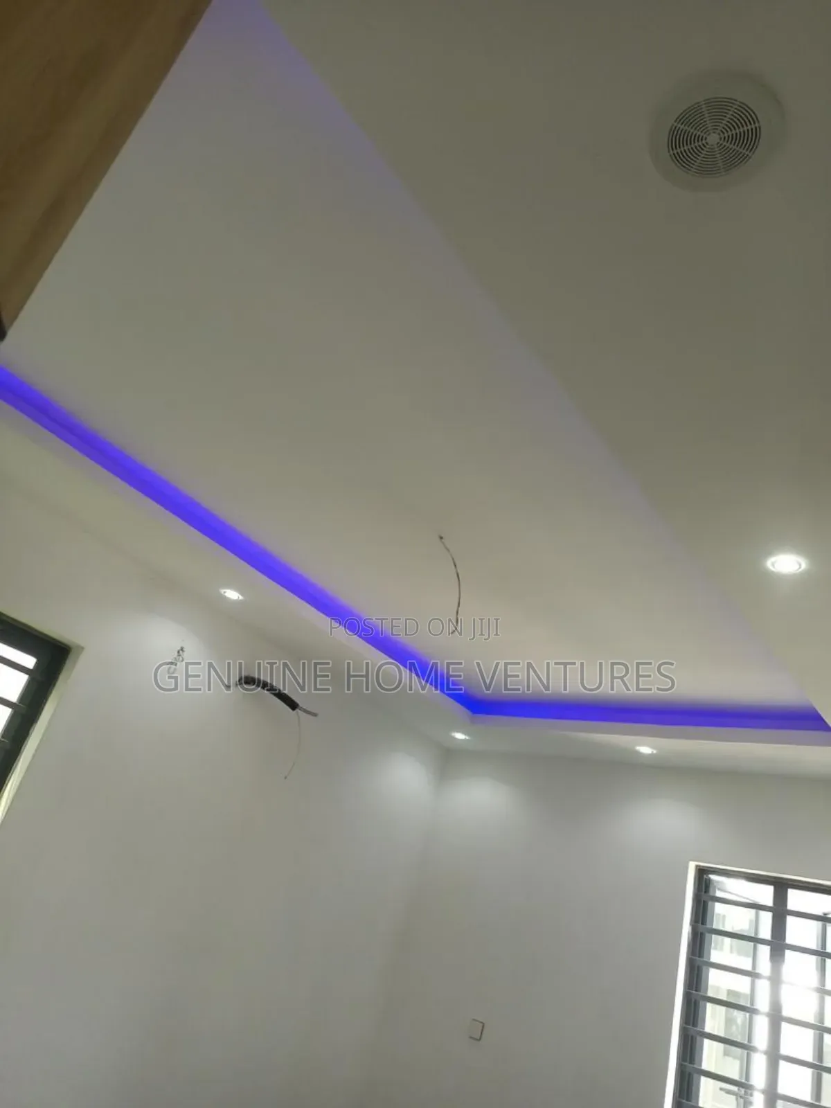 4bdrm Duplex in Orchid, Chevron for sale in Chevron