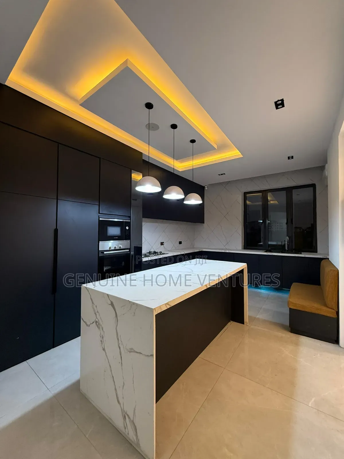 5bdrm Duplex in Cowrie Creek, Ikate for sale in Ikate