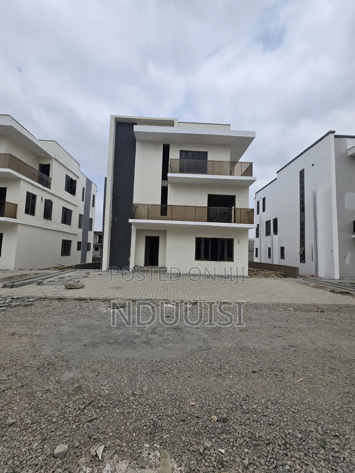 6bdrm Duplex in Guzape District for sale in Guzape District