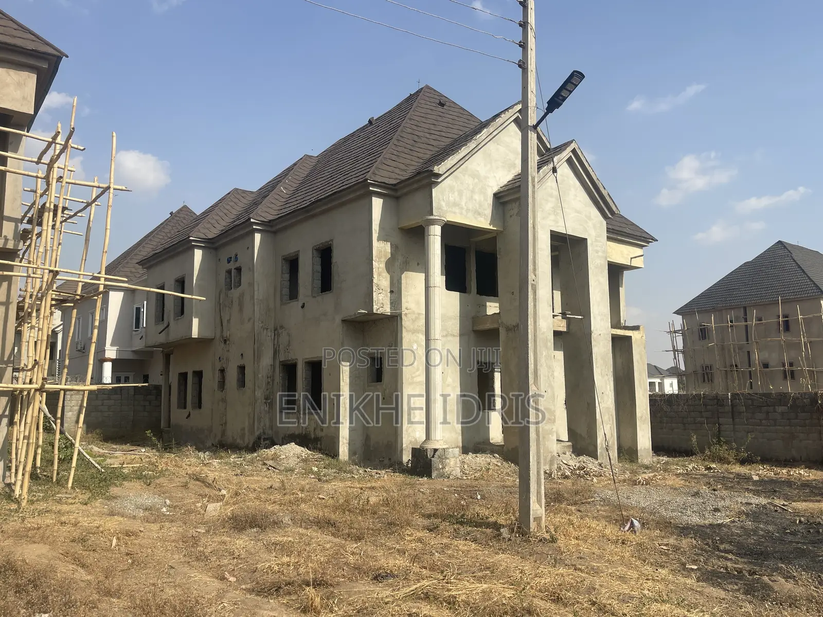 6bdrm Duplex in Diamond, Lugbe District for sale in Lugbe District