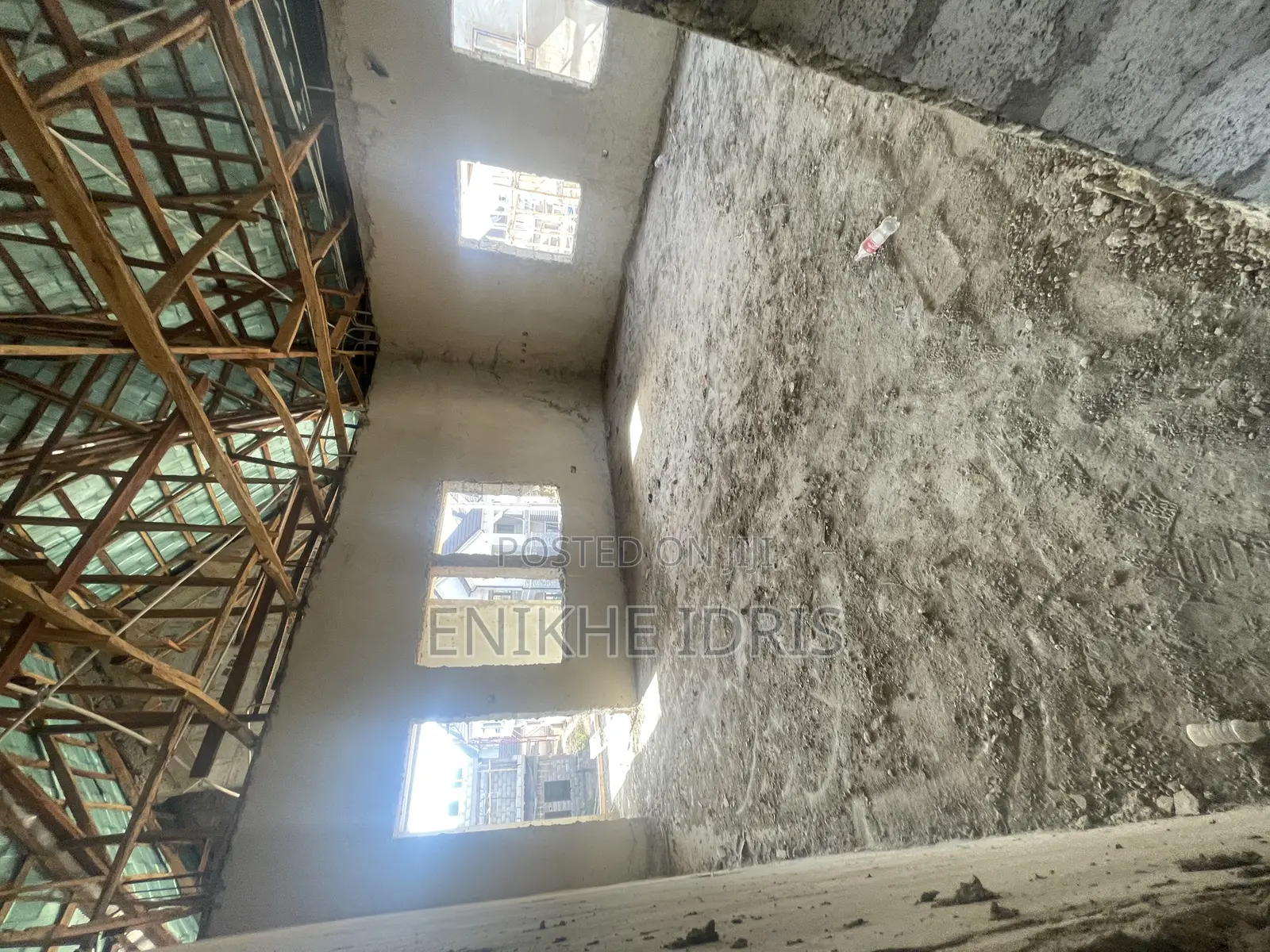 6bdrm Duplex in Diamond, Lugbe District for sale in Lugbe District