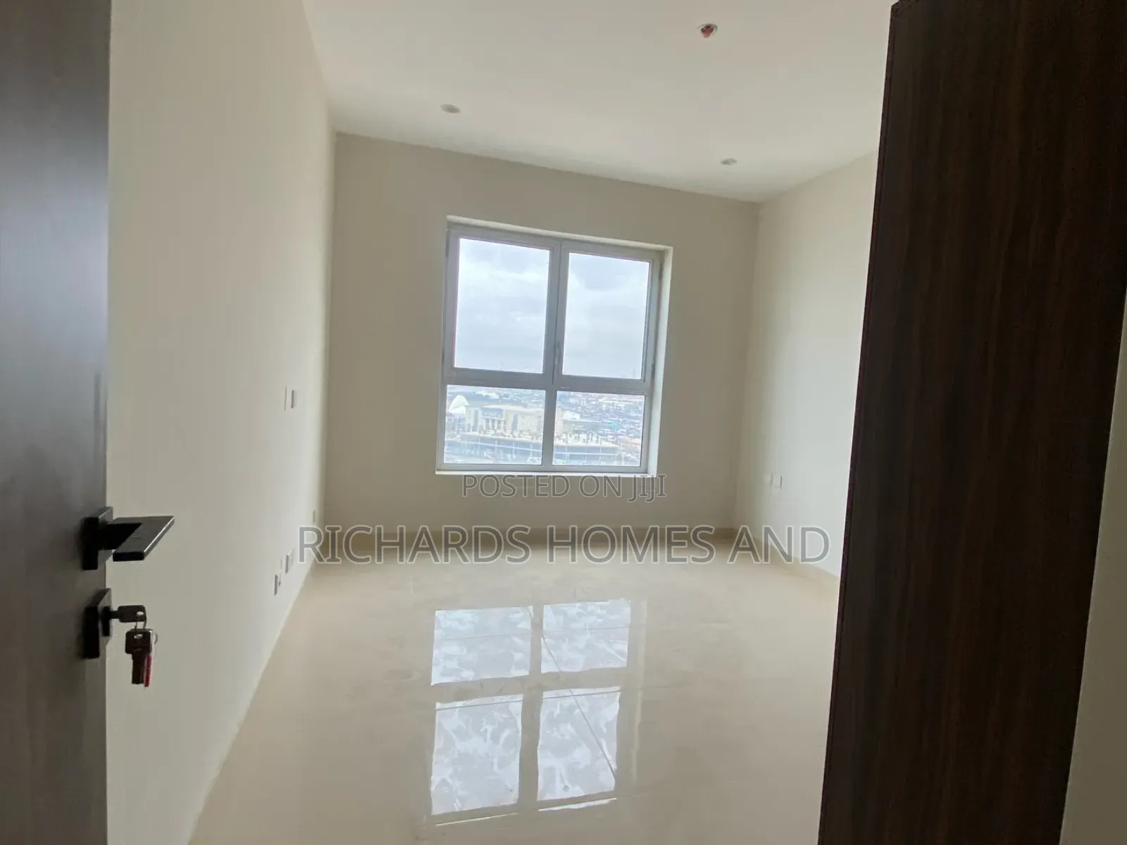 1bdrm Apartment in Bluewaters, Victoria Island Extension for sale in Victoria Island Extension