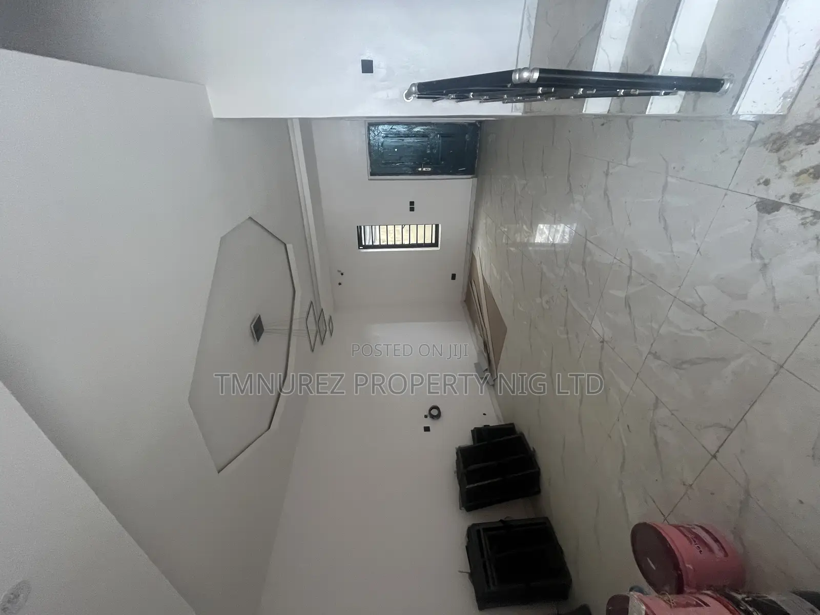 3bdrm Duplex in Ogombo for sale in Ogombo