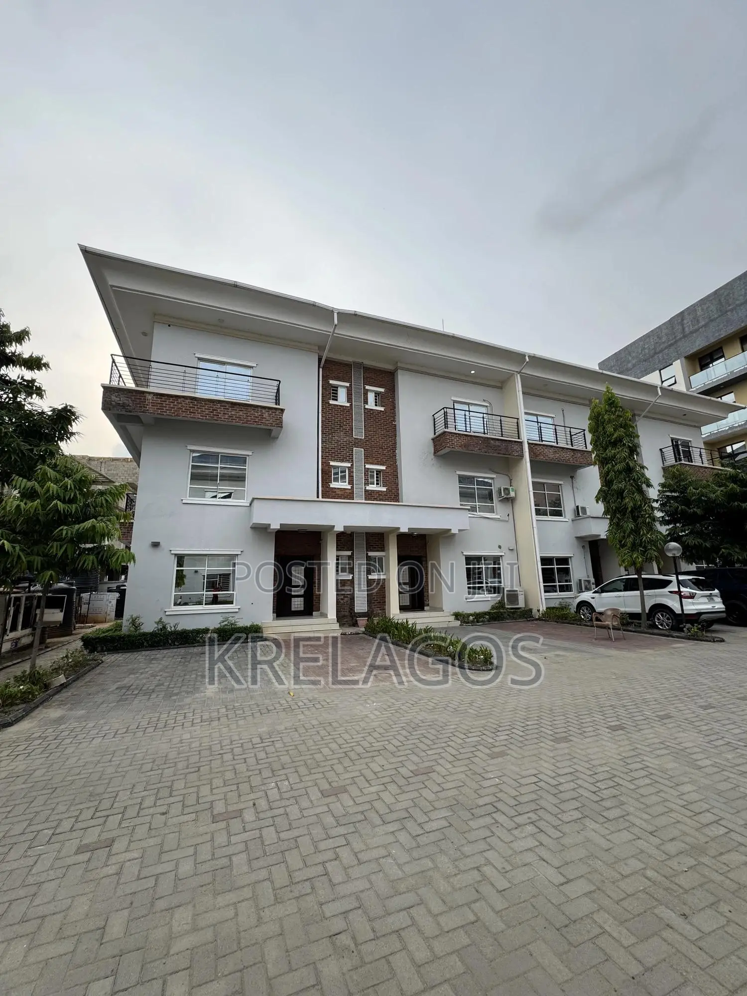 4bdrm Duplex in Ikate for rent in Ikate