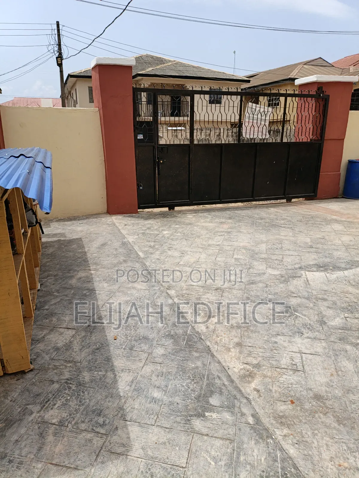 Furnished Studio Apartment in Ayonusi, Ikorodu Garage for rent in Ikorodu Garage