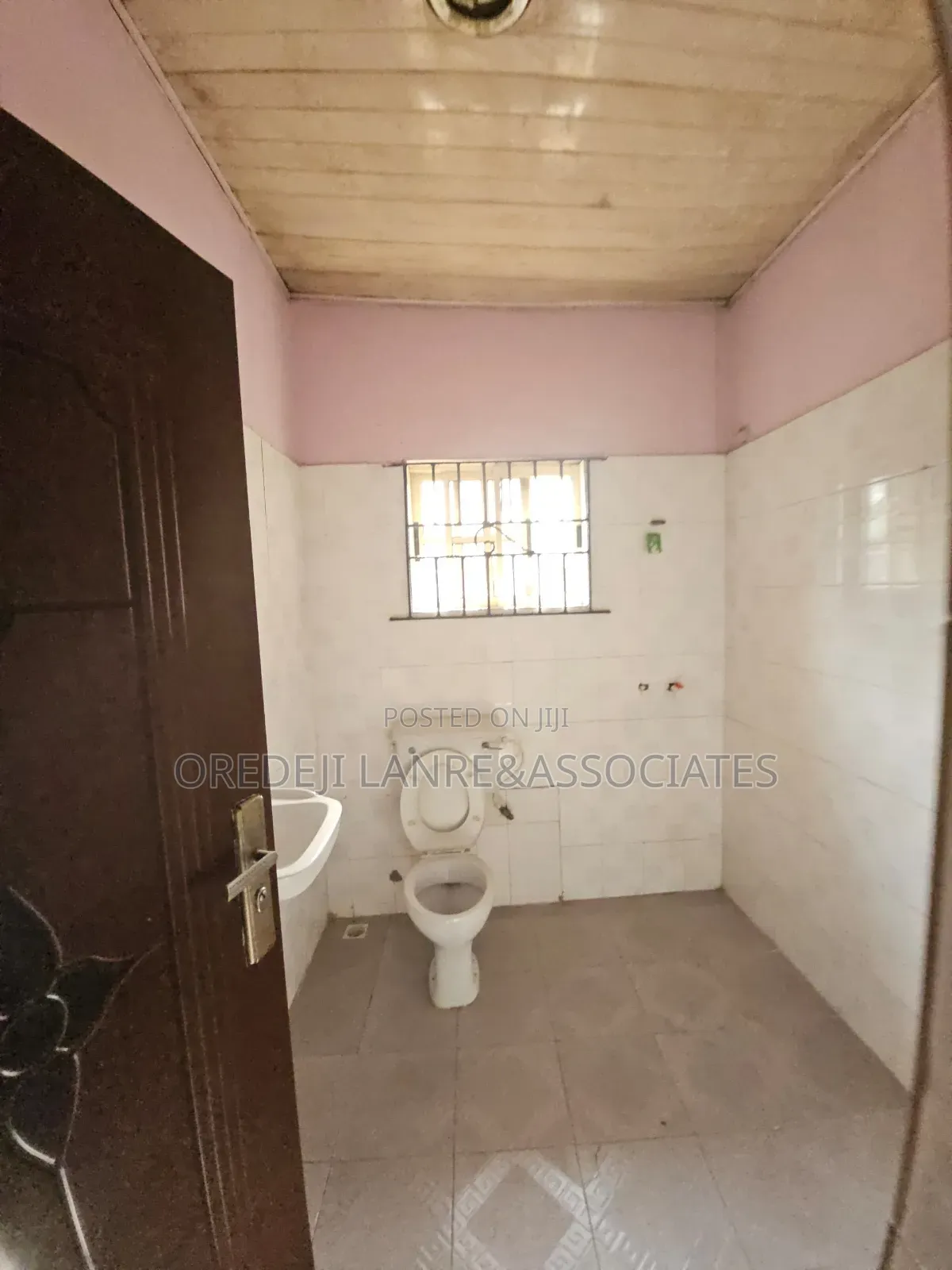 3bdrm Apartment in Magodo Phase1 for rent in GRA Phase 1