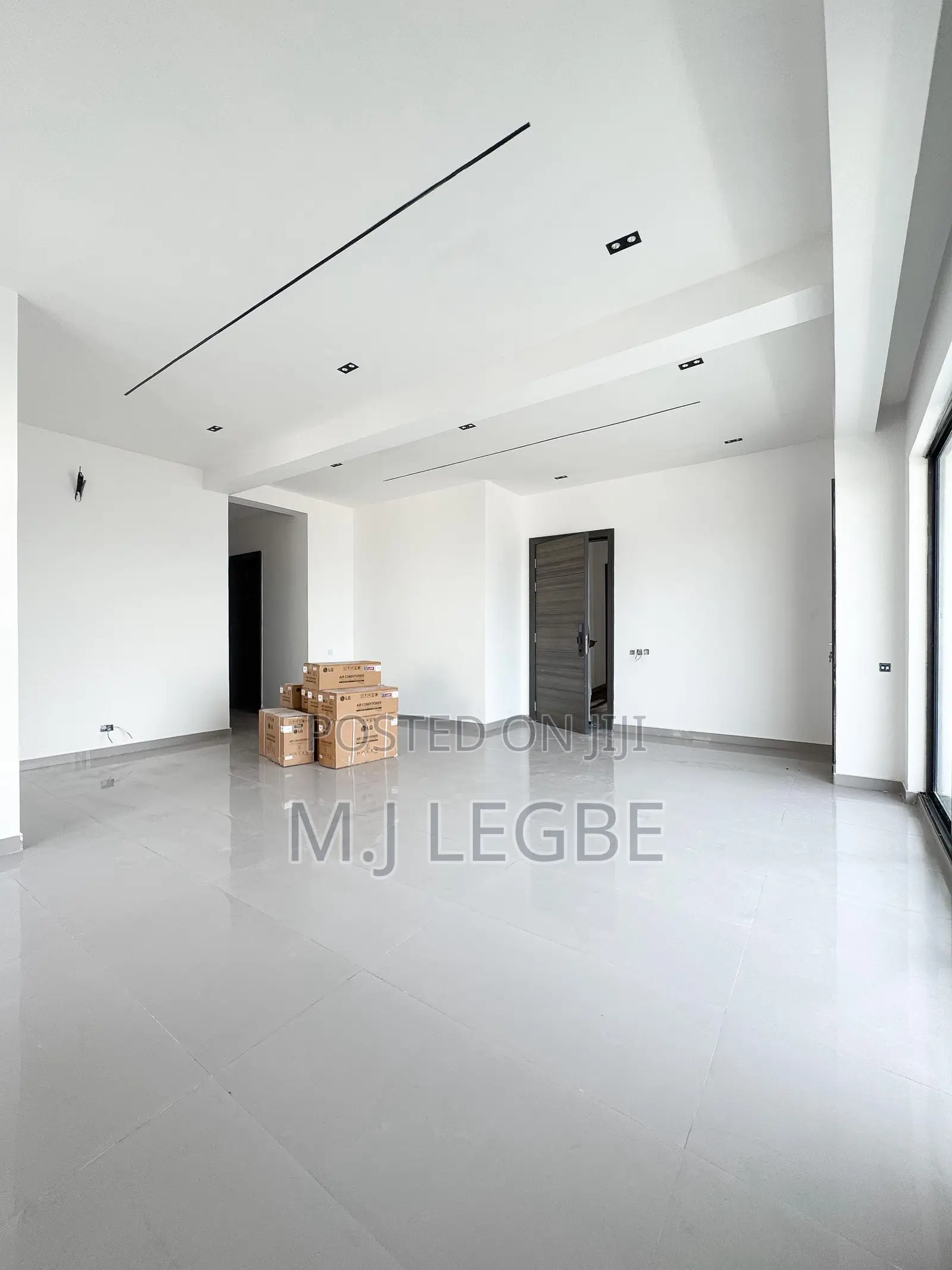 3bdrm Apartment in Phase1, Lekki for rent in Lekki