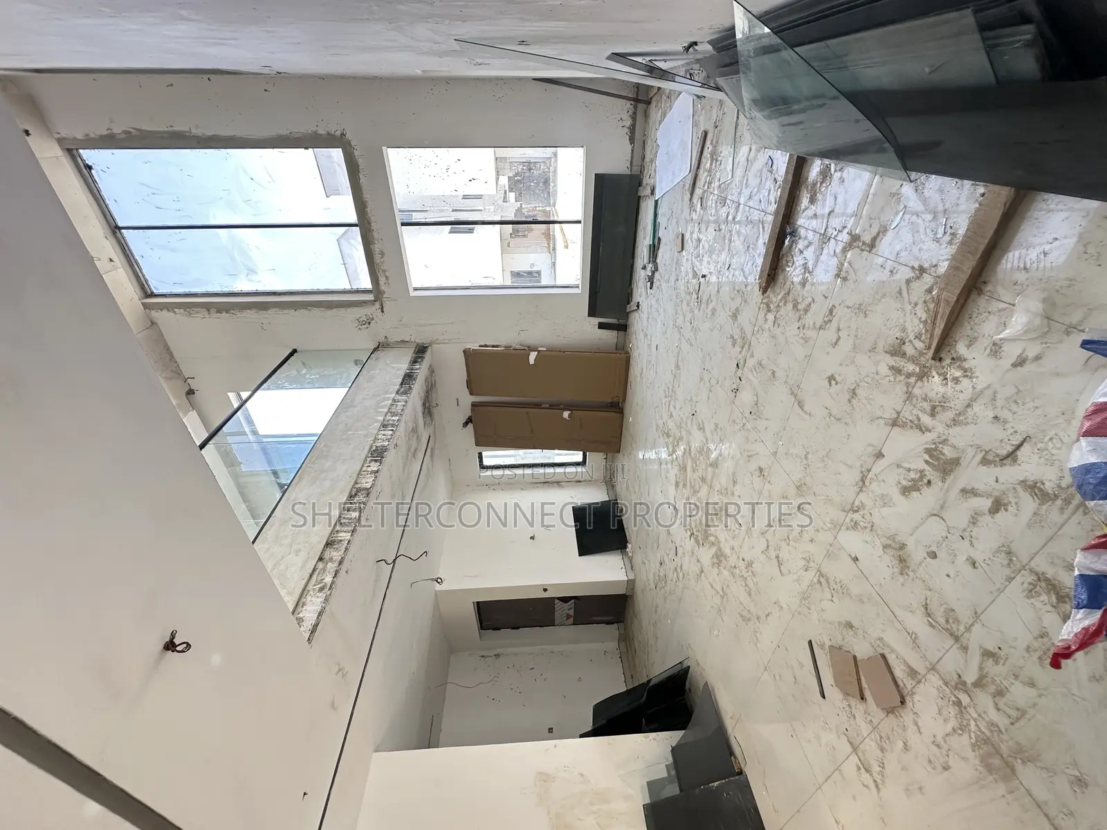 5bdrm Duplex in Lekki Phase 1 for sale in Lekki Phase 1