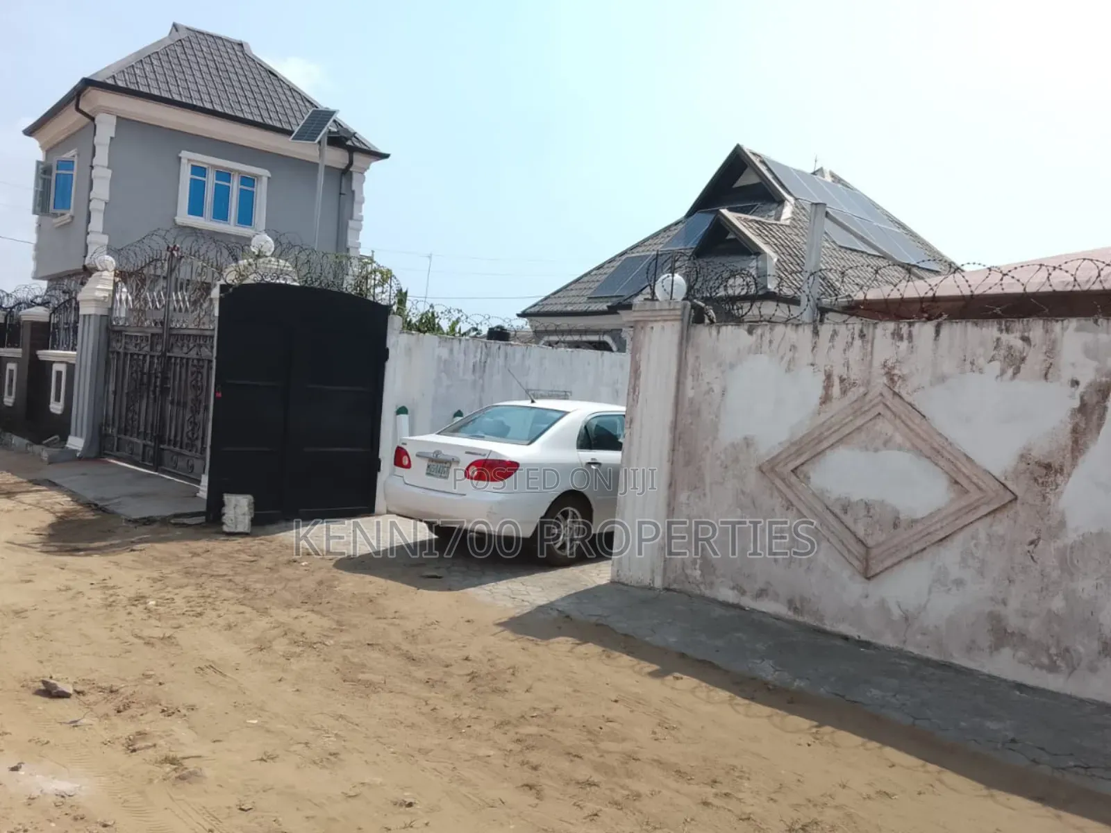 5bdrm Bungalow in Badagry, Aradagun for sale in Aradagun