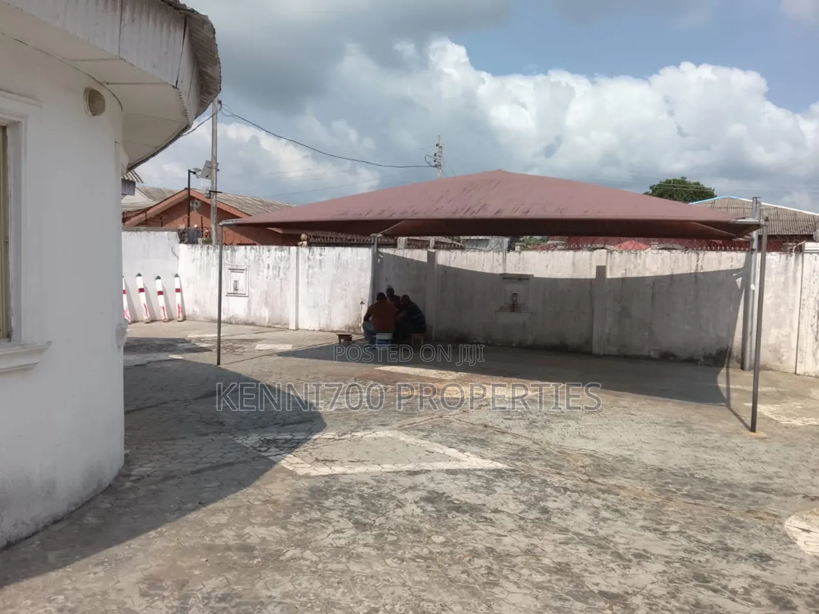 5bdrm Bungalow in Badagry, Aradagun for sale in Aradagun