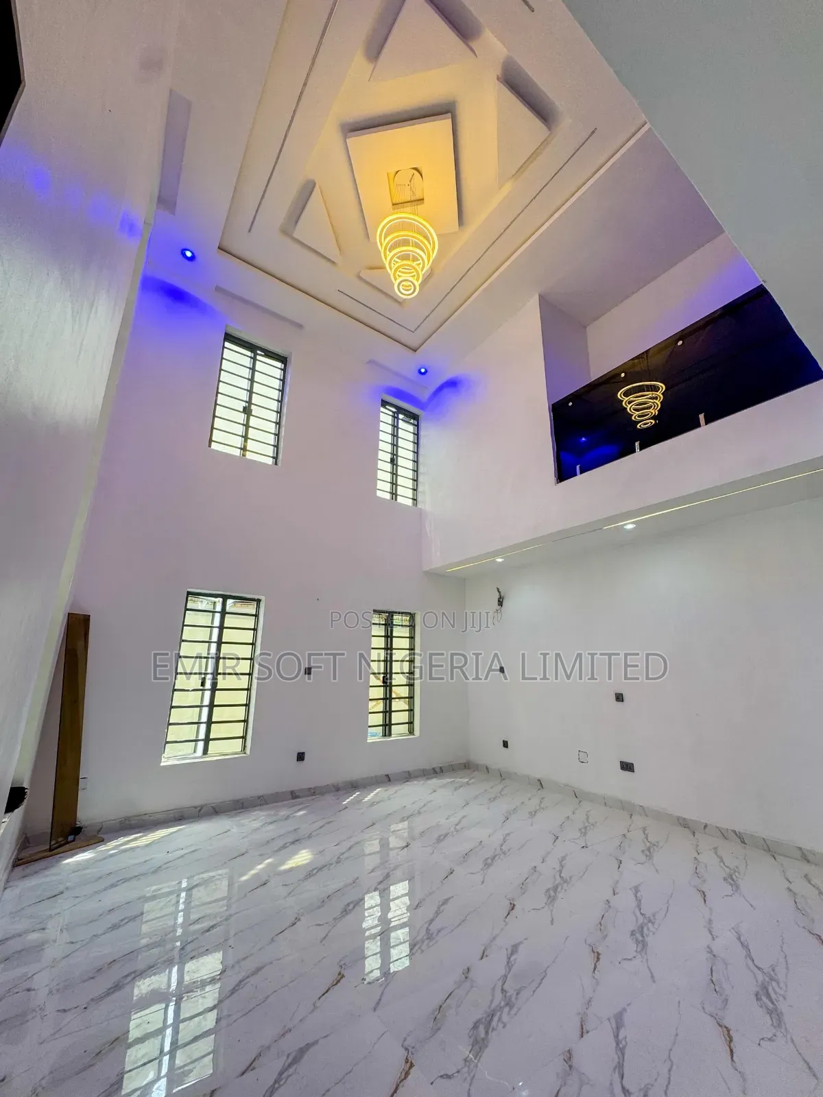 4bdrm Duplex in Oluyole Estate for sale in Oluyole Estate