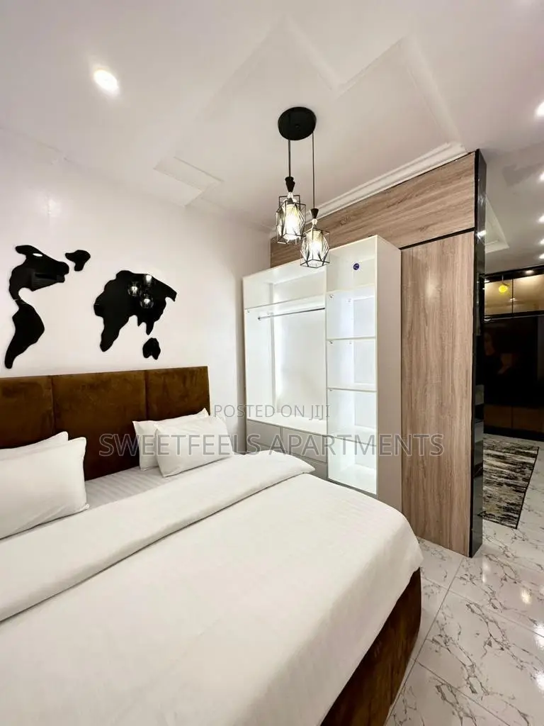 Lovely One Bedroom in Lekki Phase 1 With Ps5 in Lekki Phase 1