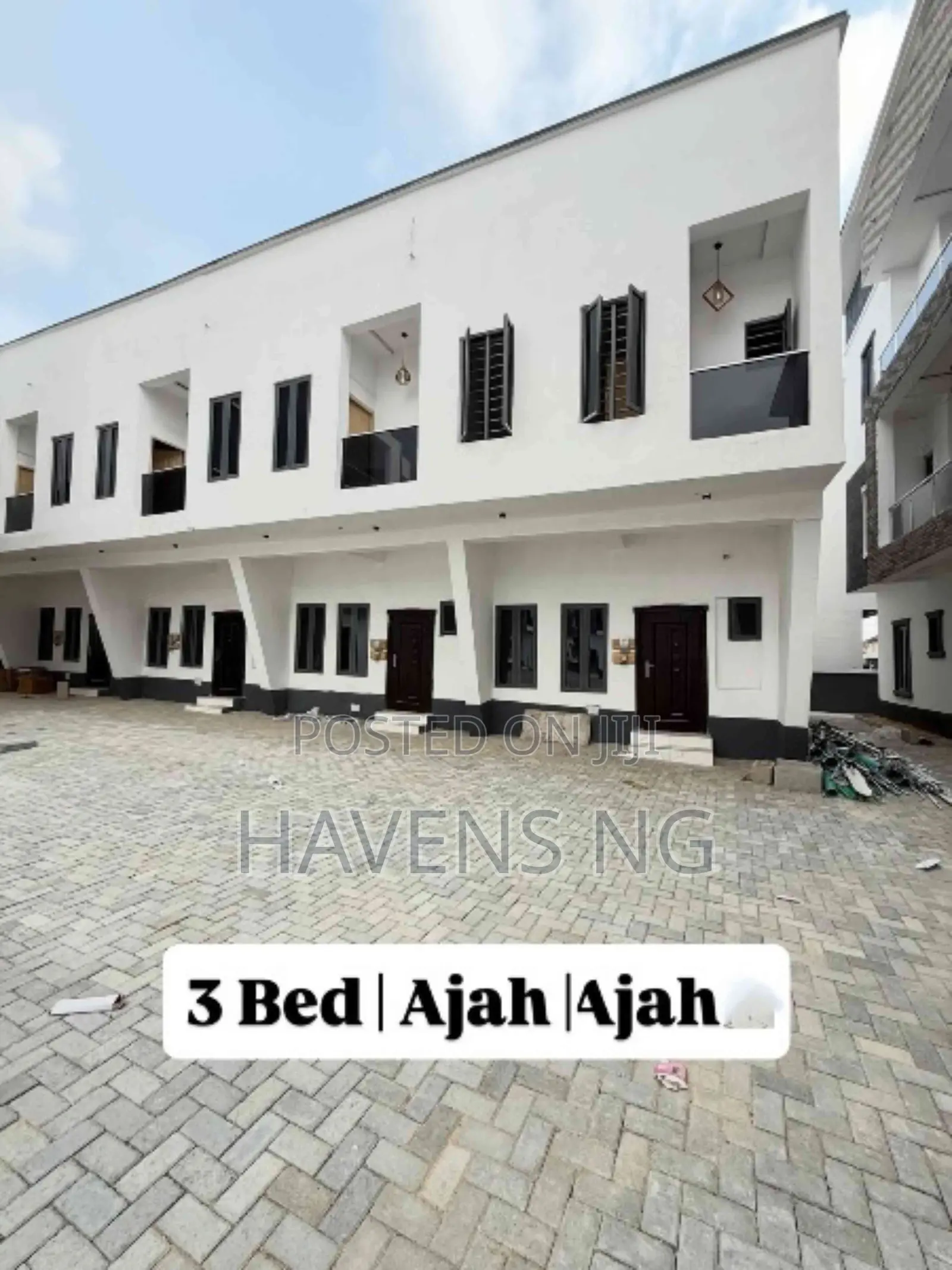 3bdrm Duplex in Lekki Phase 2 for sale in Lekki Phase 2