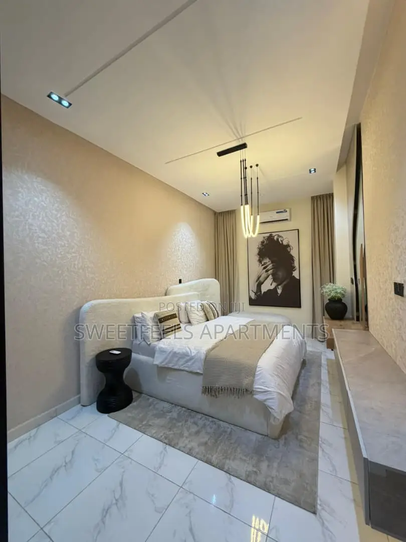 Lovely One Bedroom in Lekki Phase 1 With Ps5 in Lekki Phase 1