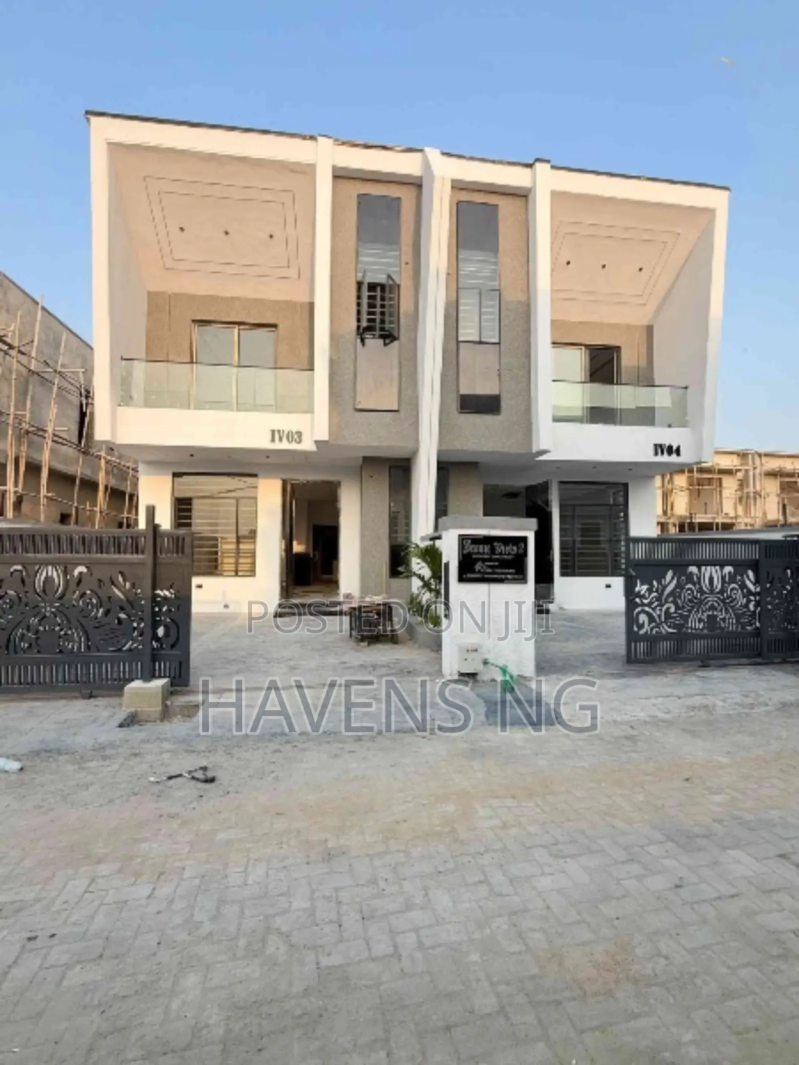 4bdrm Duplex in Ikota for sale in Ikota