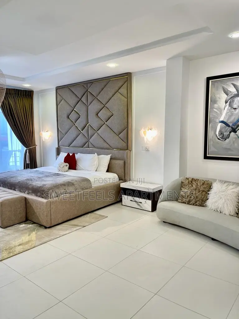 Waterfront 3 Bedroom Apartment. in Banana Island