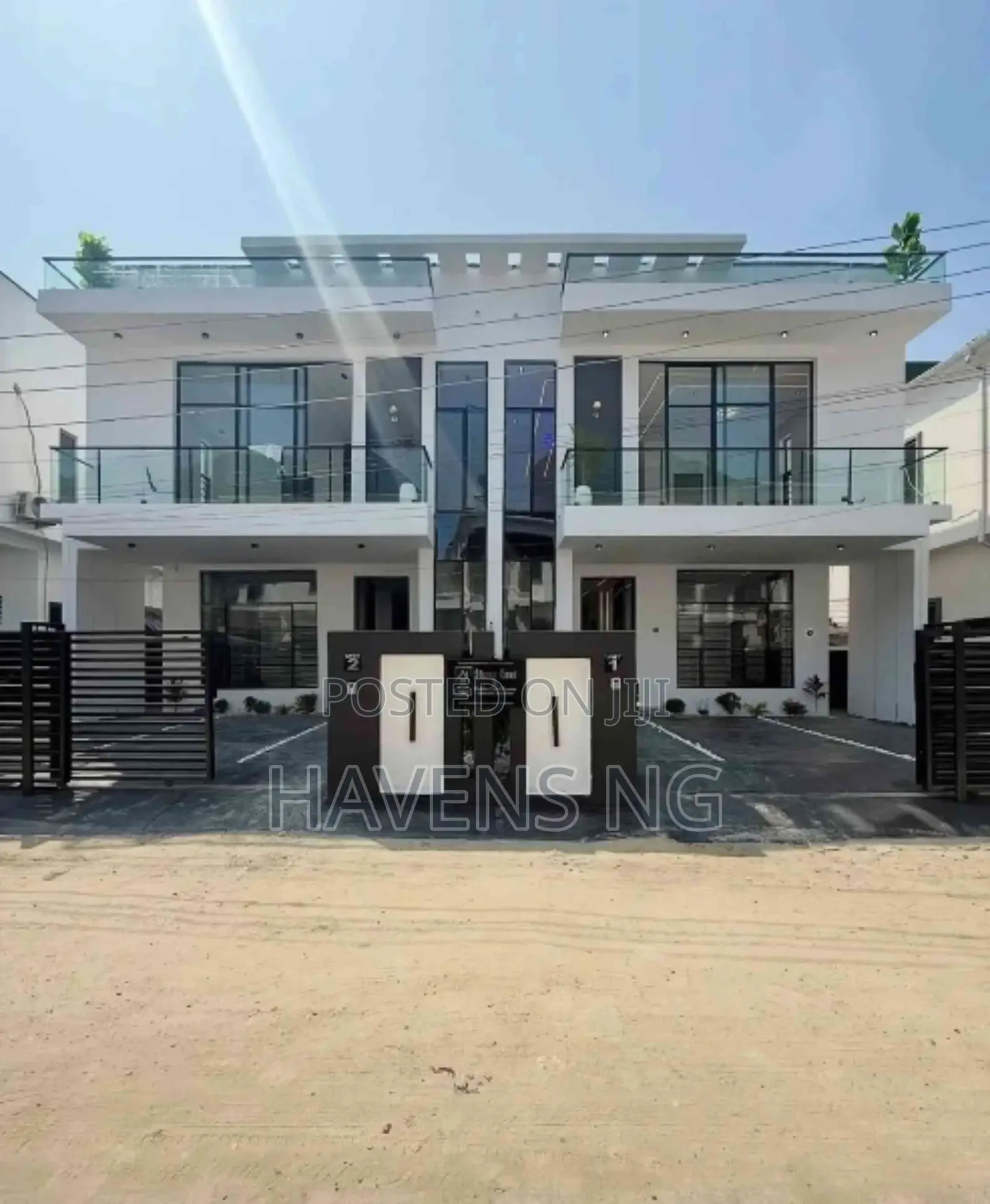 4bdrm Duplex in Ikota for sale in Ikota