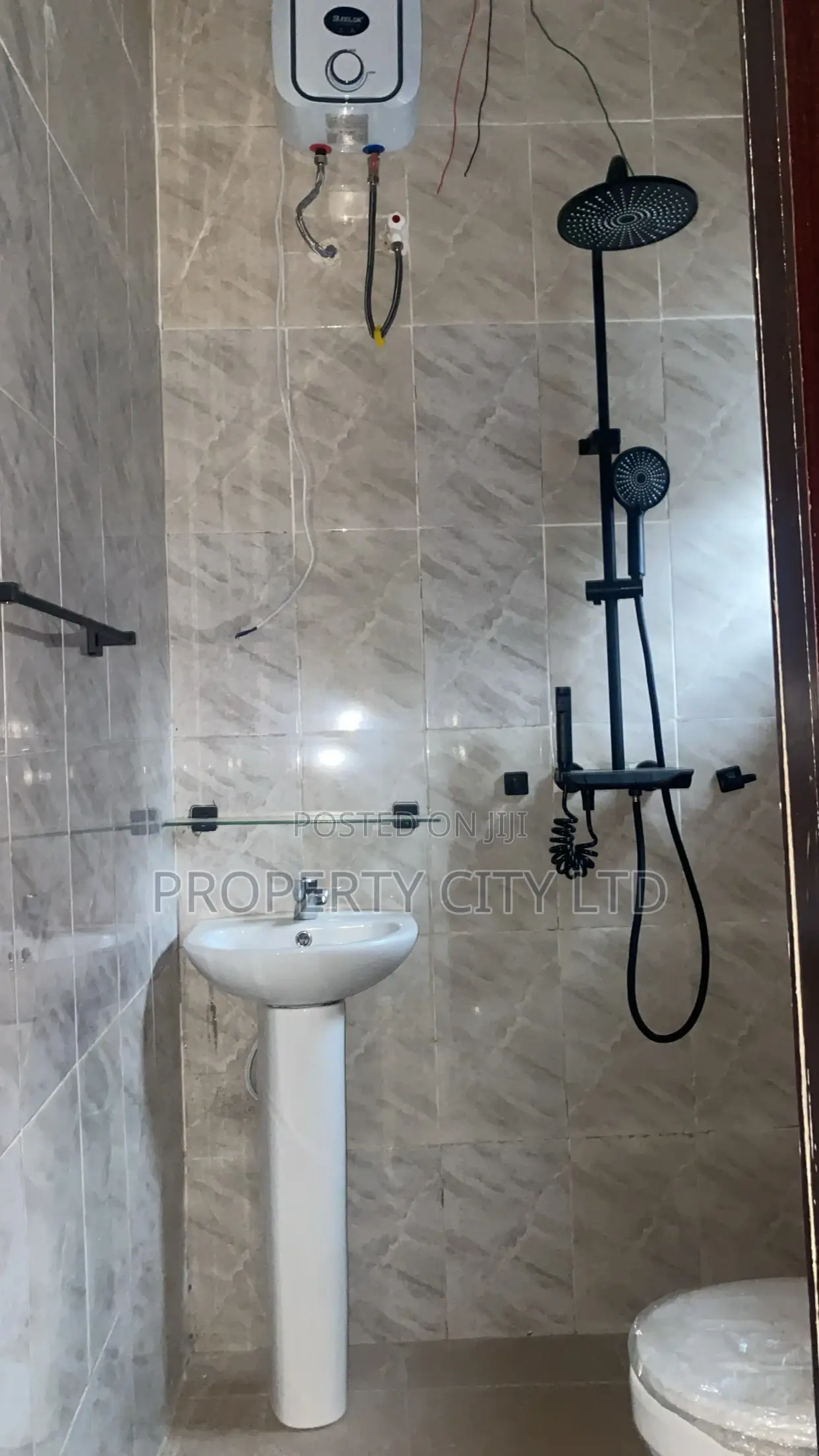 2bdrm Bungalow in Treasure Line, Ikorodu for sale in Ikorodu