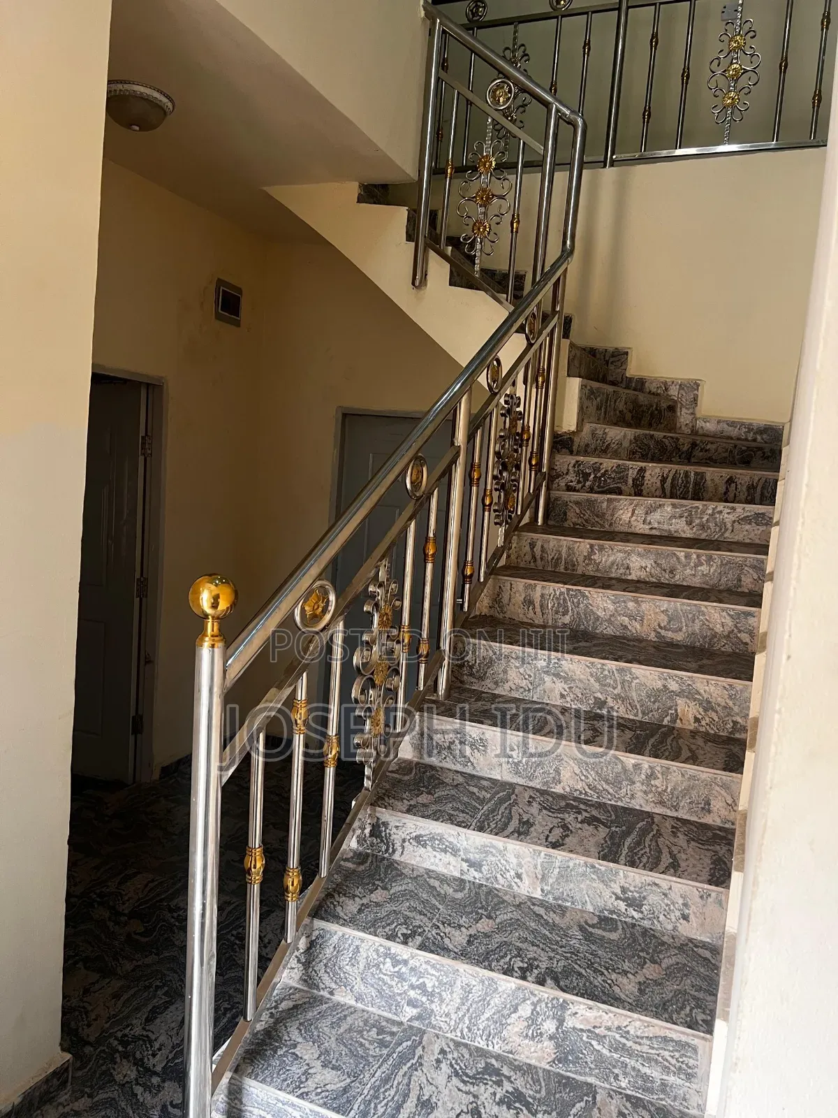 4bdrm Duplex in Golf Estate Enugu for sale in Enugu