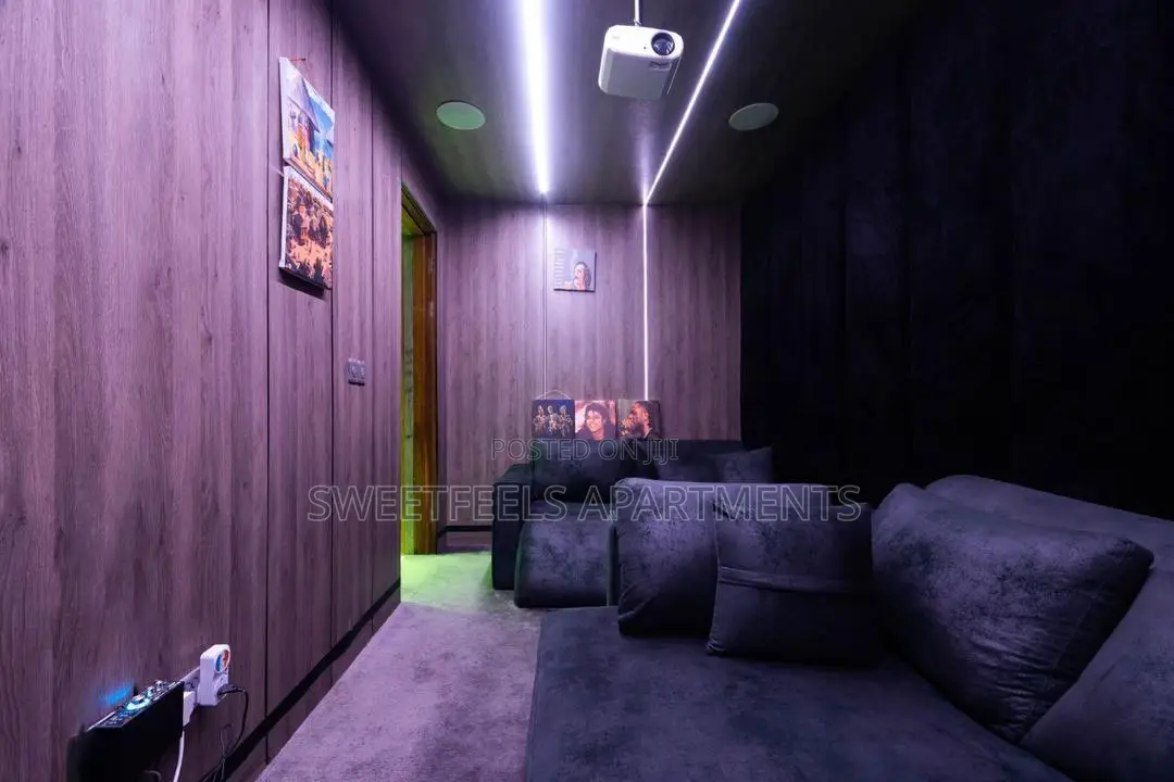 Luxurious One Bedroom Apartment, With a Cinema in Lekki Phase 1