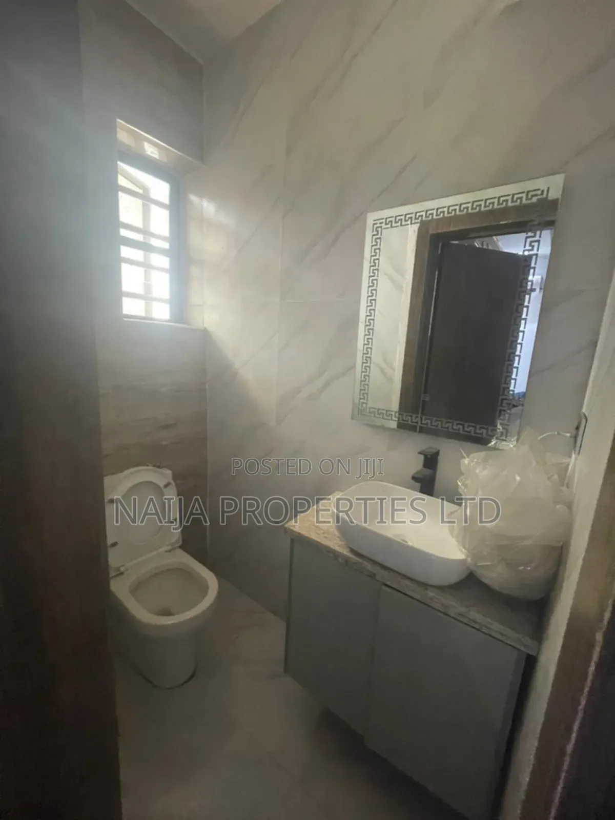 4bdrm Duplex in Ologolo for rent in Ologolo