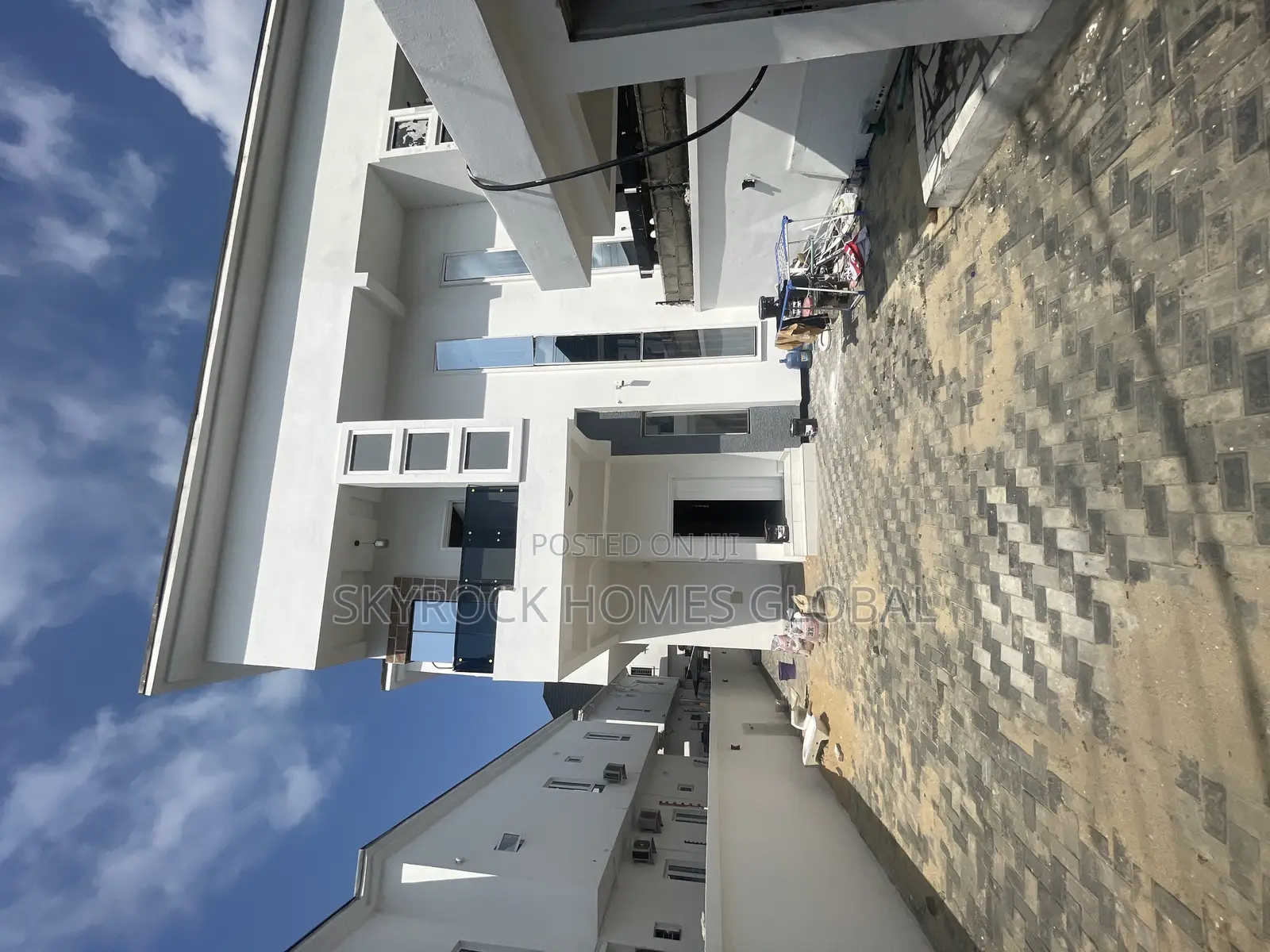 4bdrm Duplex in Osapa london for rent in Osapa london