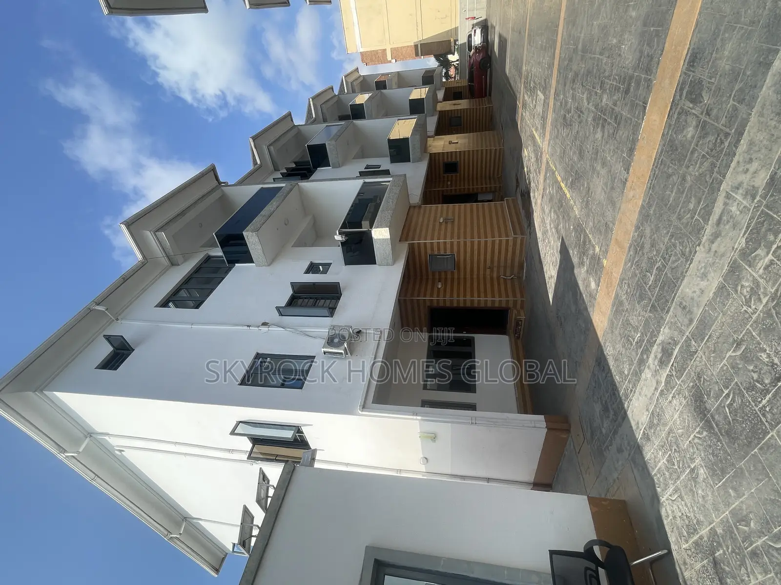 4bdrm Duplex in Jakande for rent in Jakande
