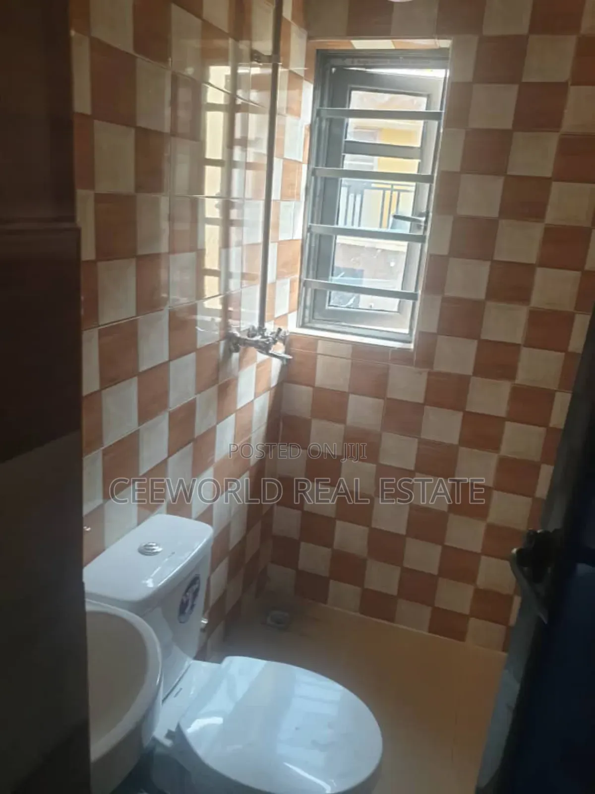 2bdrm Apartment in Alarere Iworoad for rent in Iwo Road