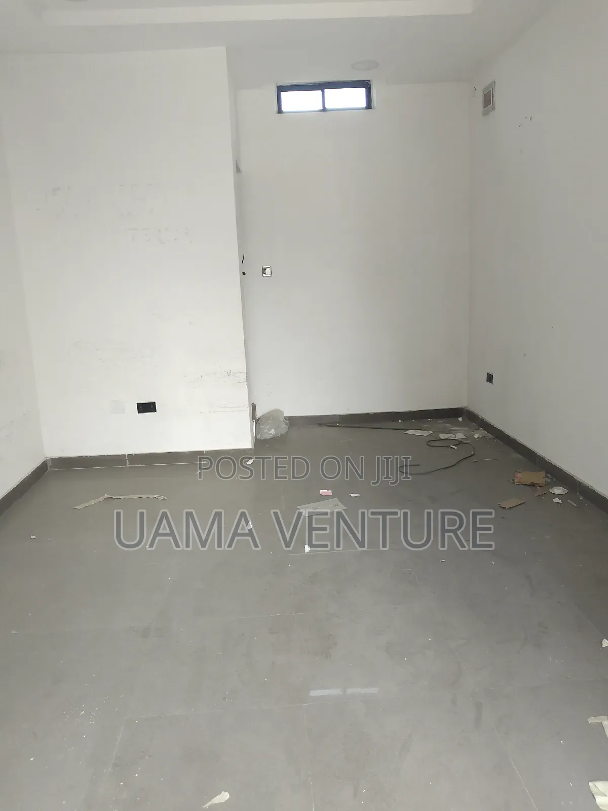 Shop/Office Space to Let in Ibeju