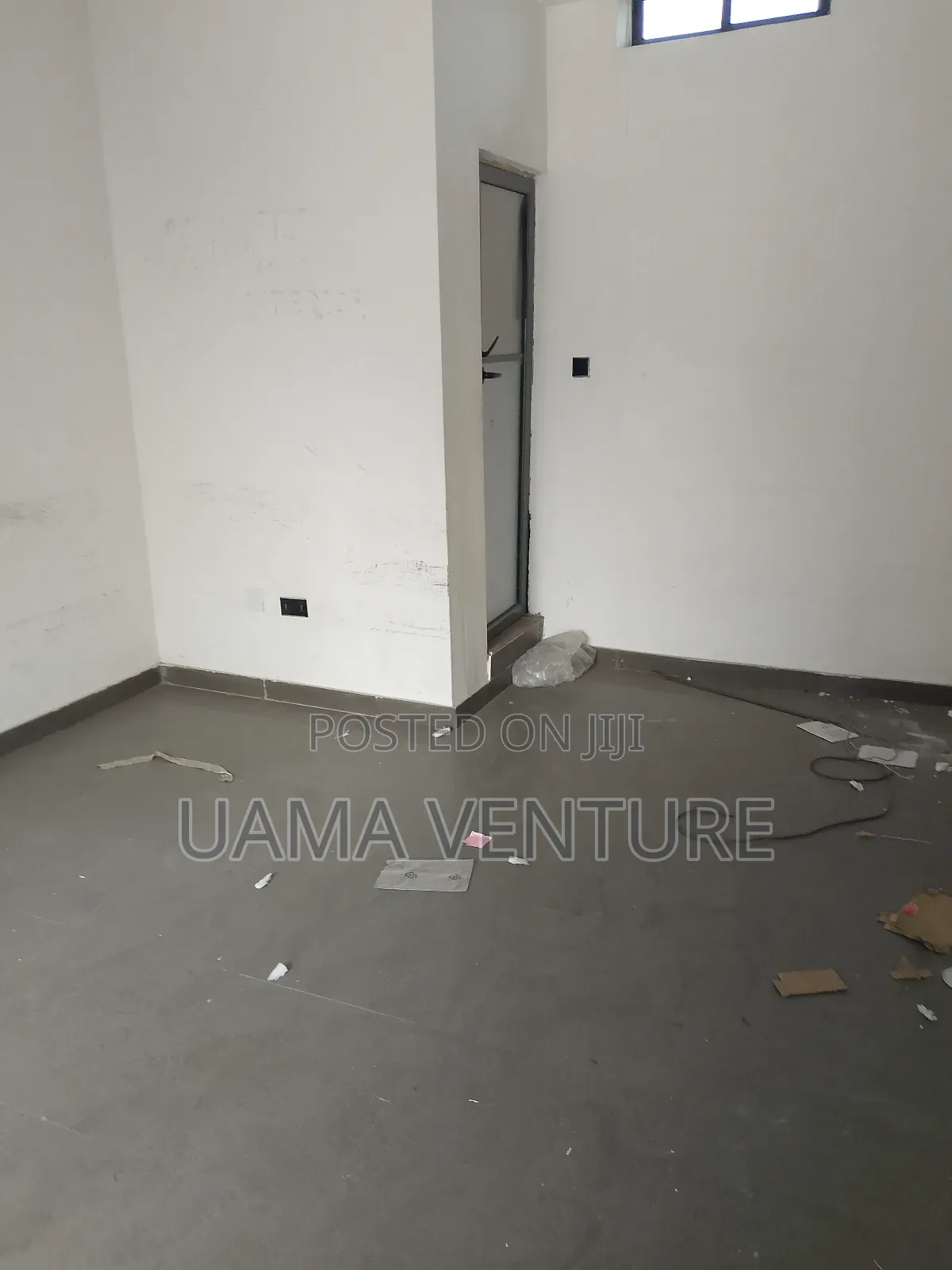 Shop/Office Space to Let in Ibeju