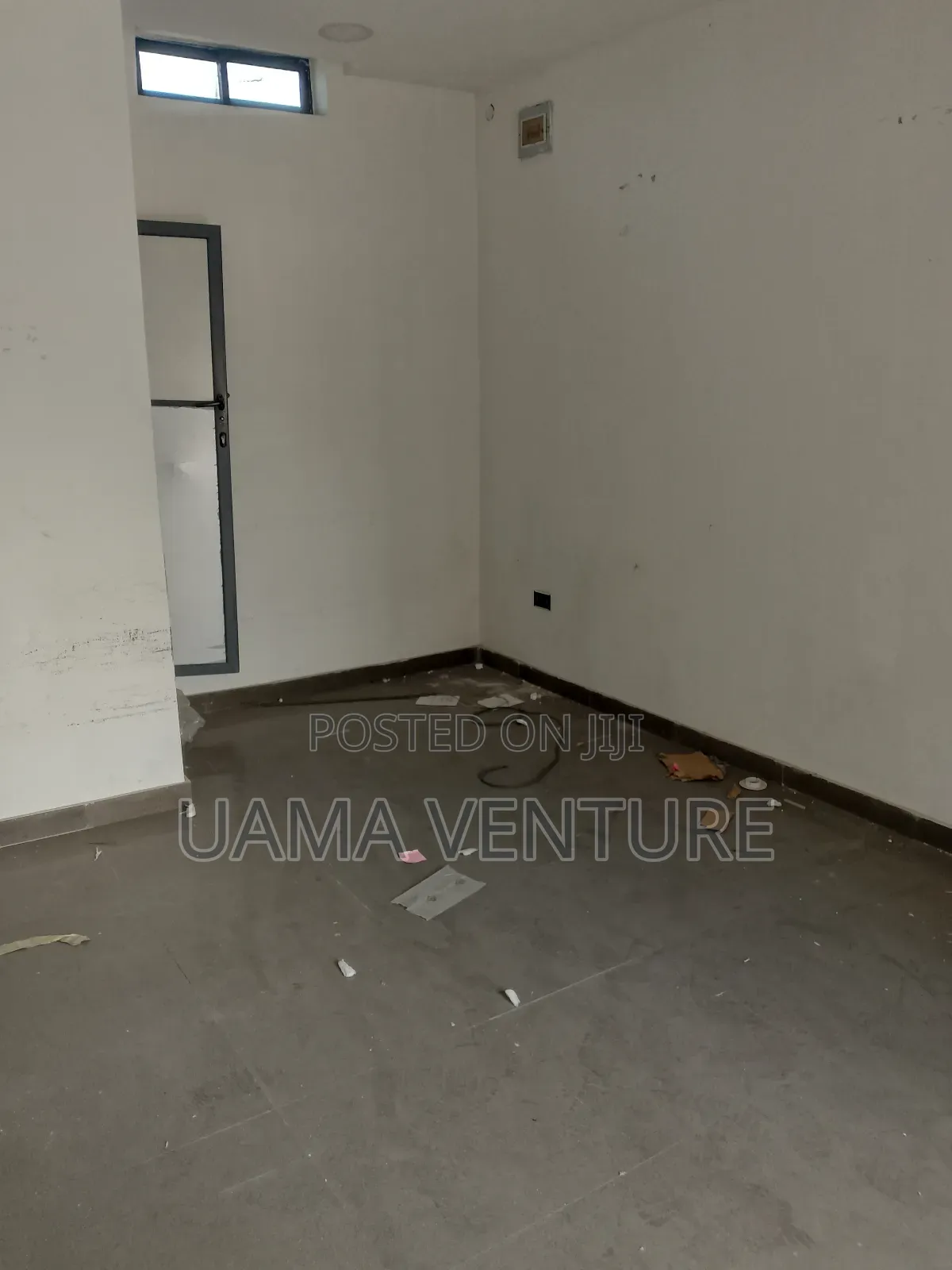 Shop/Office Space to Let in Ibeju