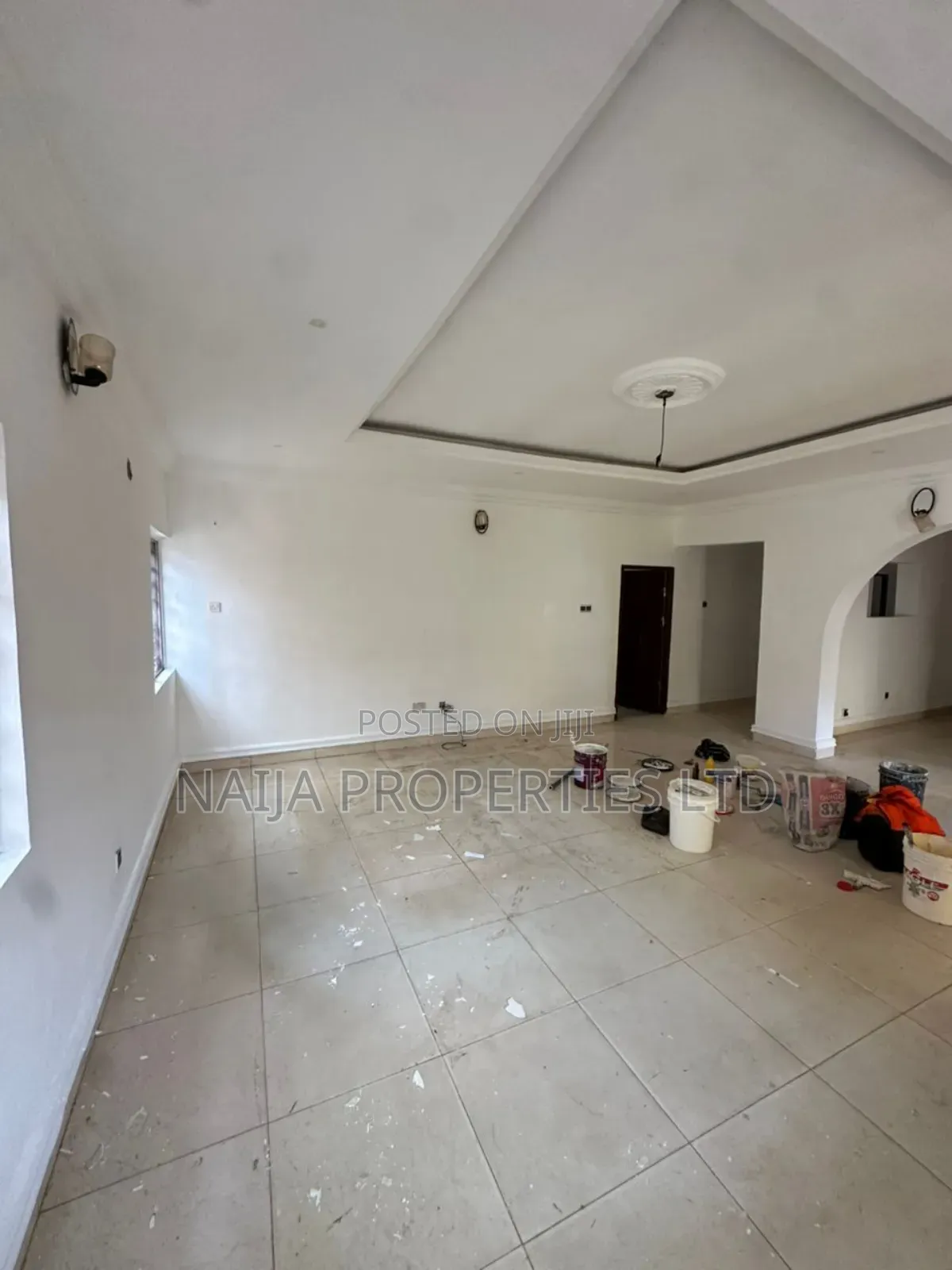 3 Bedroom Apartment at Ologolo, Lekki for Office Use in Ologolo