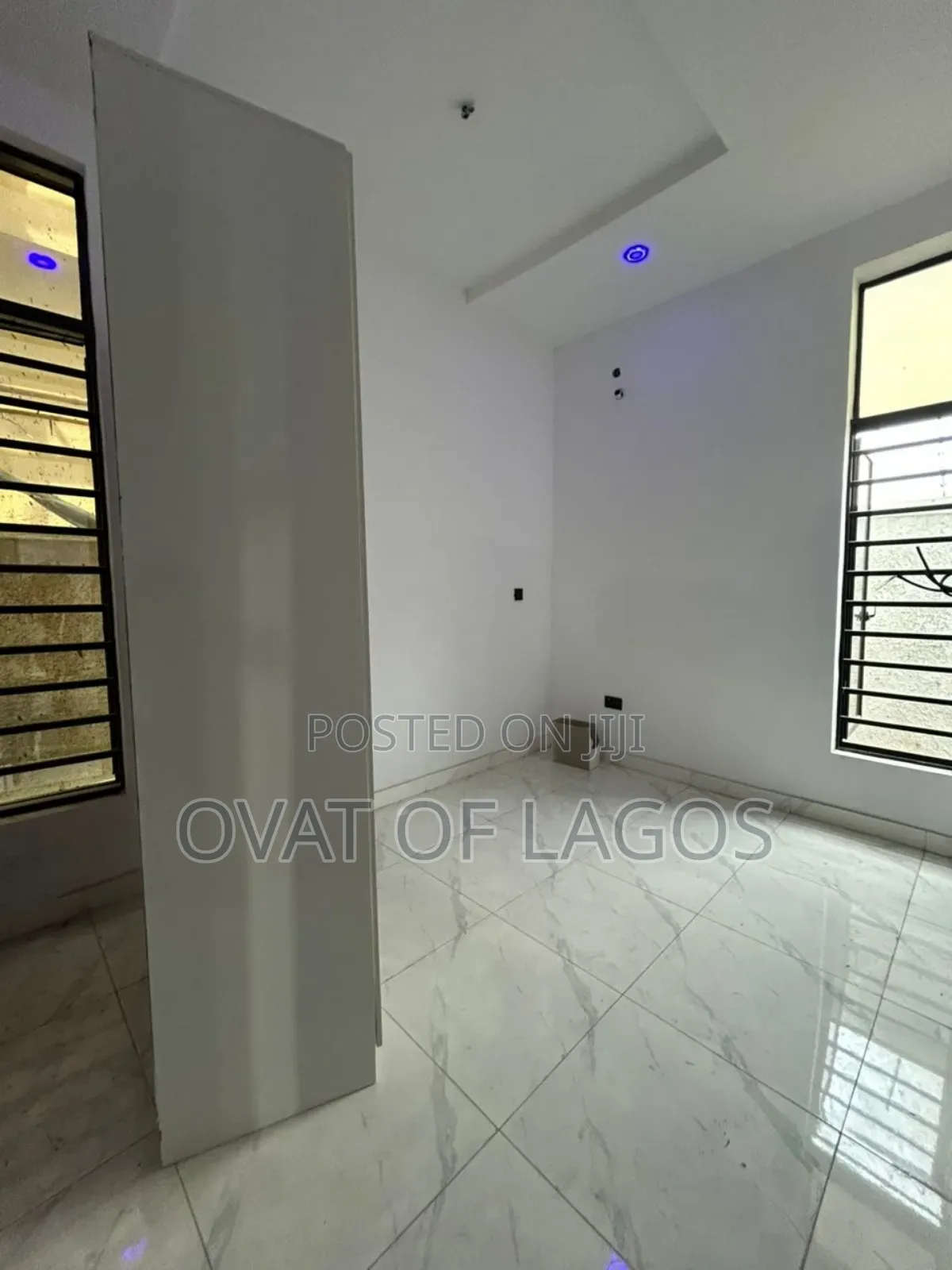 4bdrm Duplex in Ikota for sale in Ikota