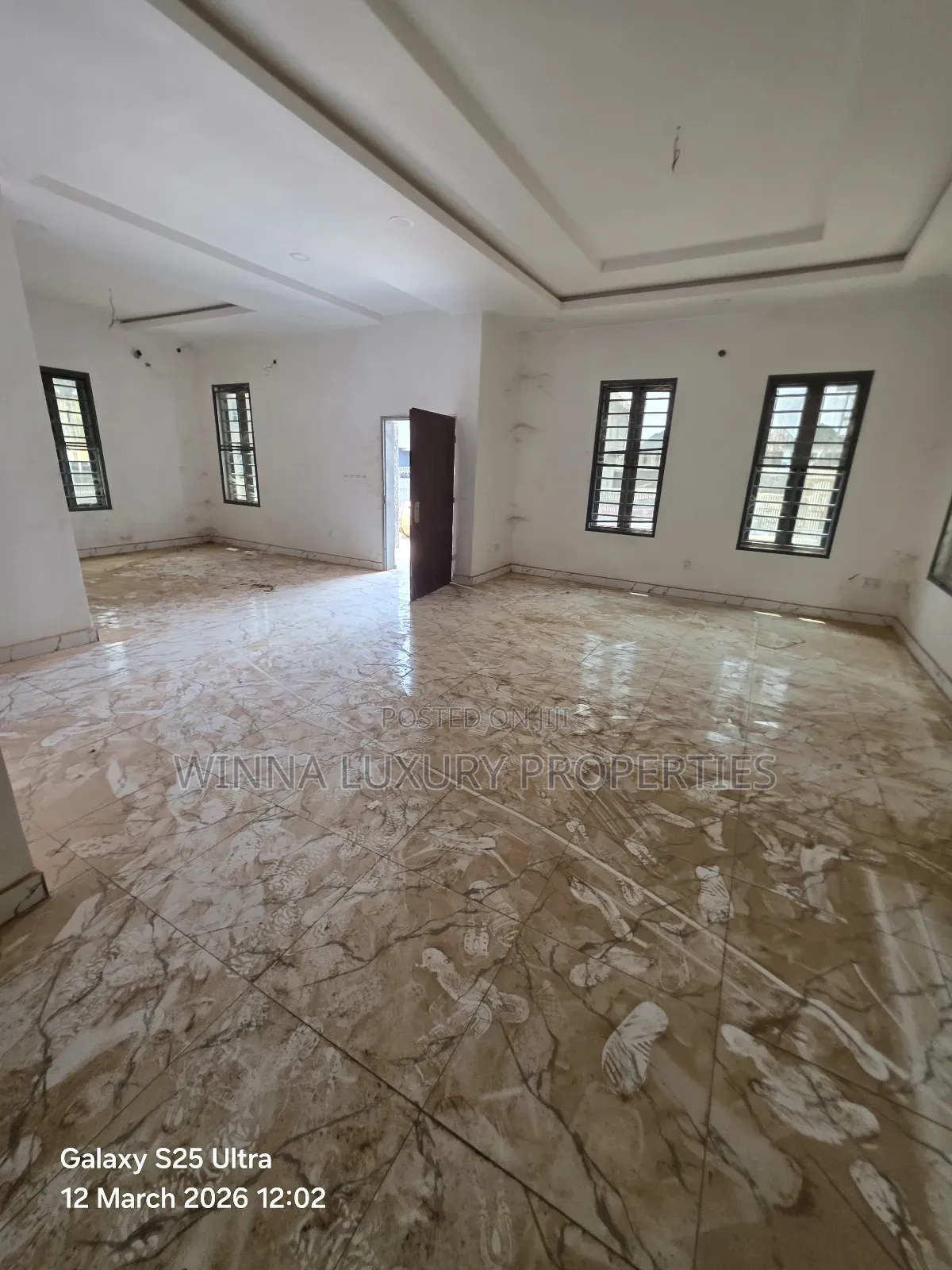 4bdrm Duplex in Gold City Estate, Lugbe District for rent in Lugbe District