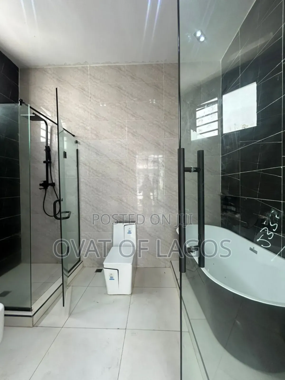 4bdrm Duplex in Ikota for sale in Ikota