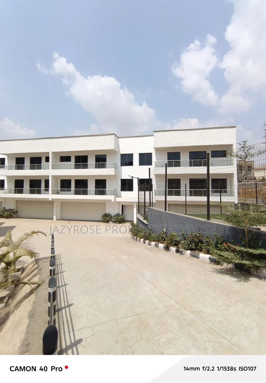 4bdrm Duplex In Guzape District For Sale in Guzape District