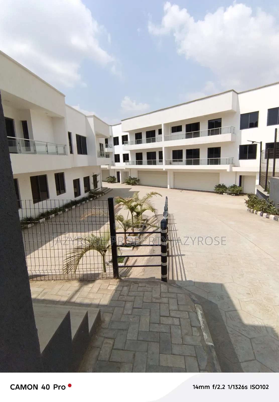 4bdrm Duplex In Guzape District For Sale in Guzape District