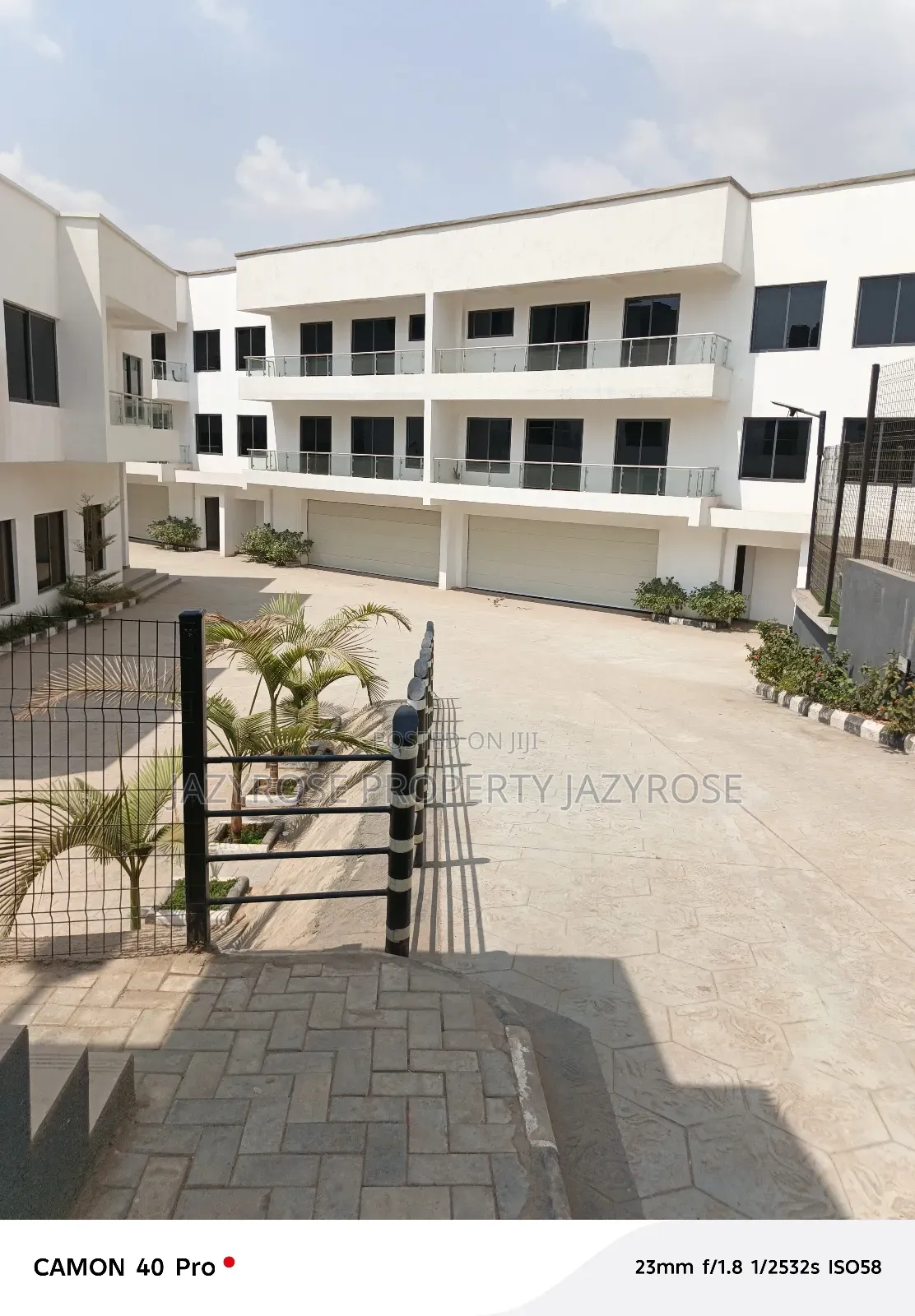 4bdrm Duplex In Guzape District For Sale in Guzape District