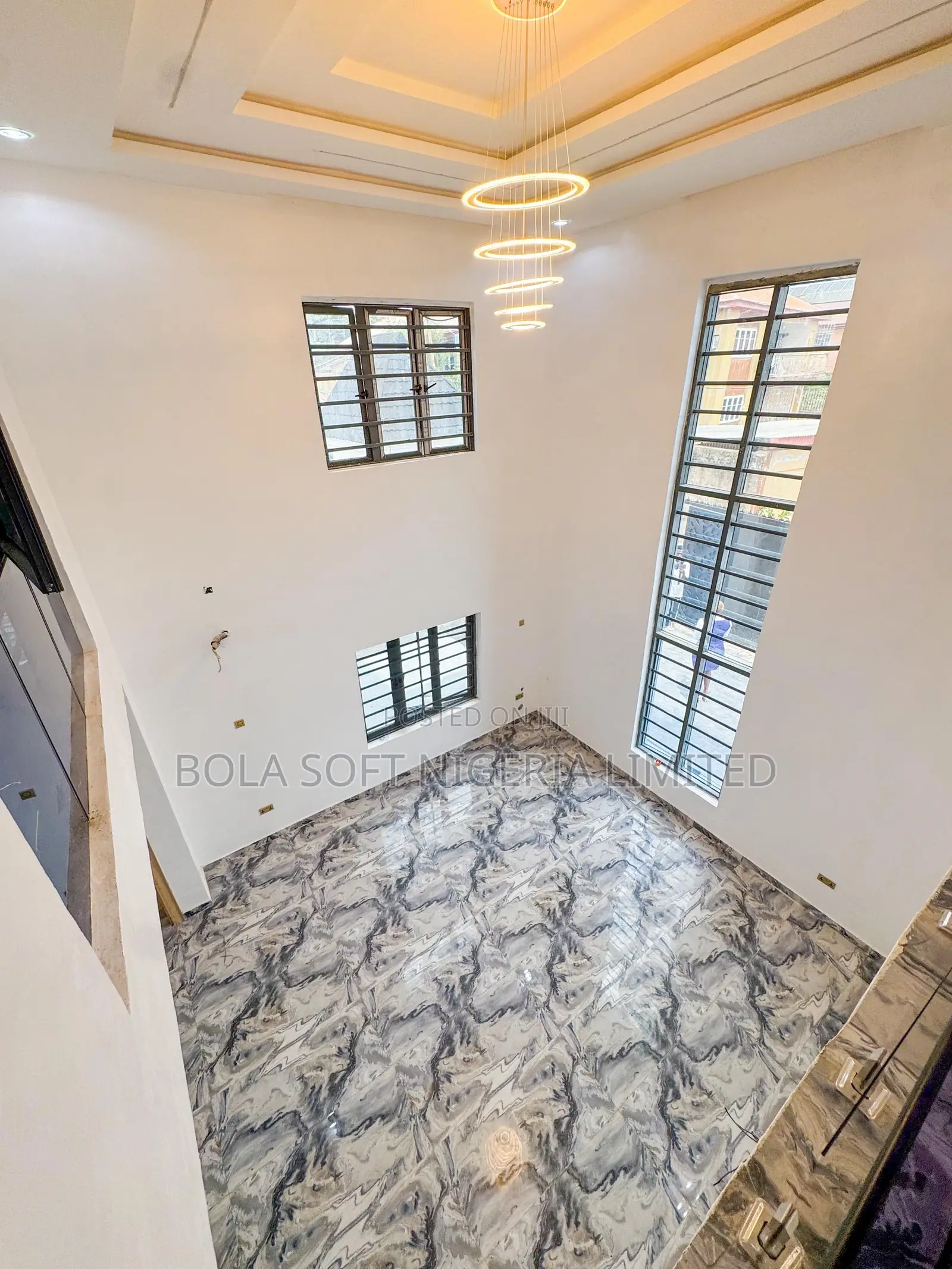 6bdrm Duplex in Felele Straight , for sale in CHallenge / Ibadan