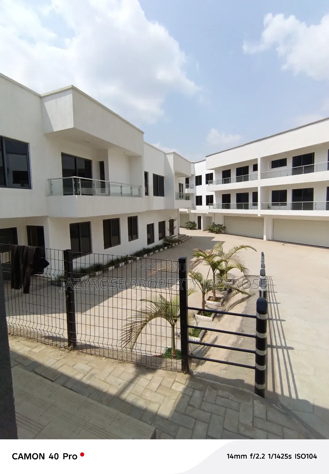 4bdrm Duplex In Guzape District For Sale in Guzape District