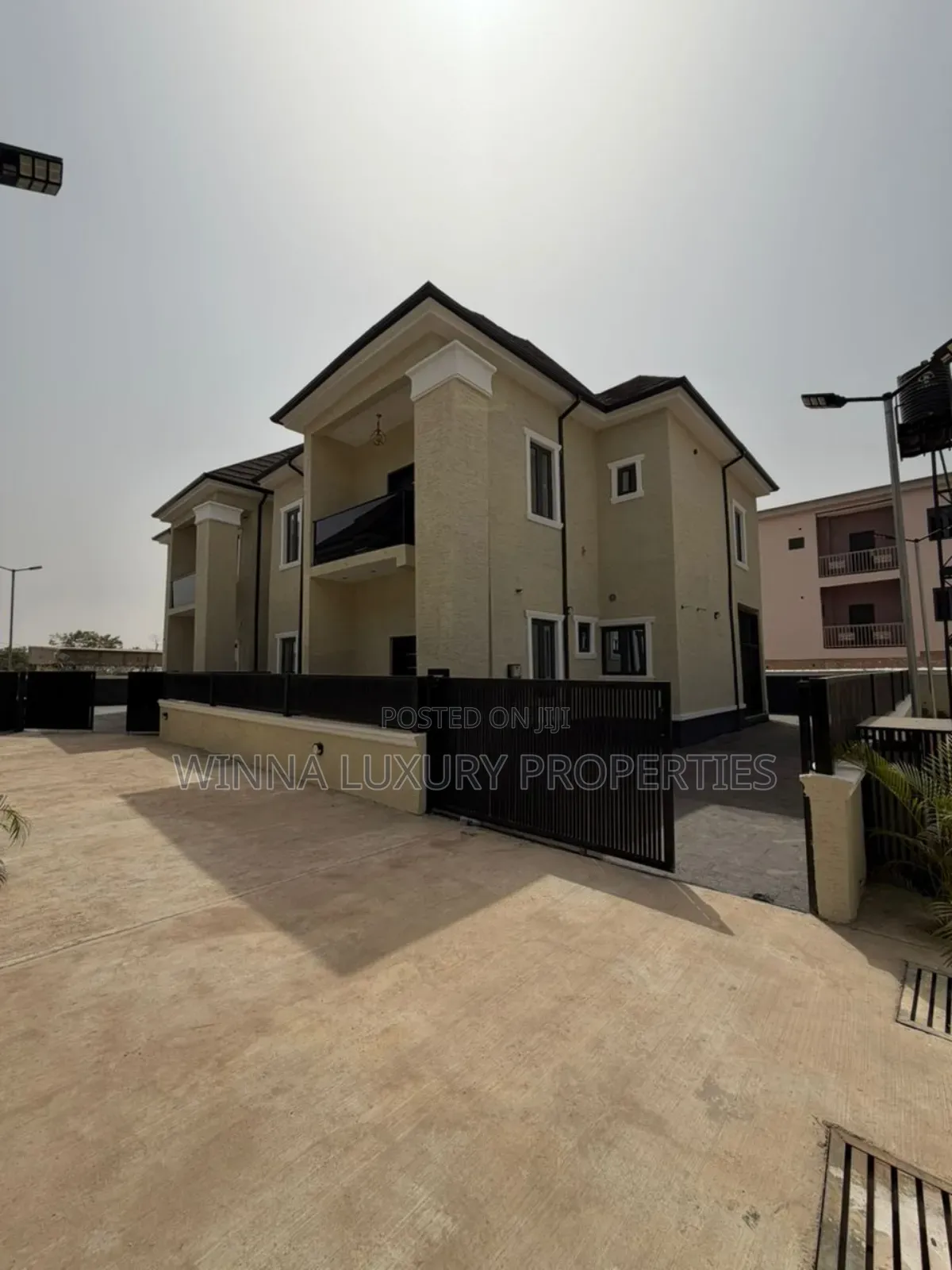 5bdrm Duplex in Gaduwa for sale in Gaduwa