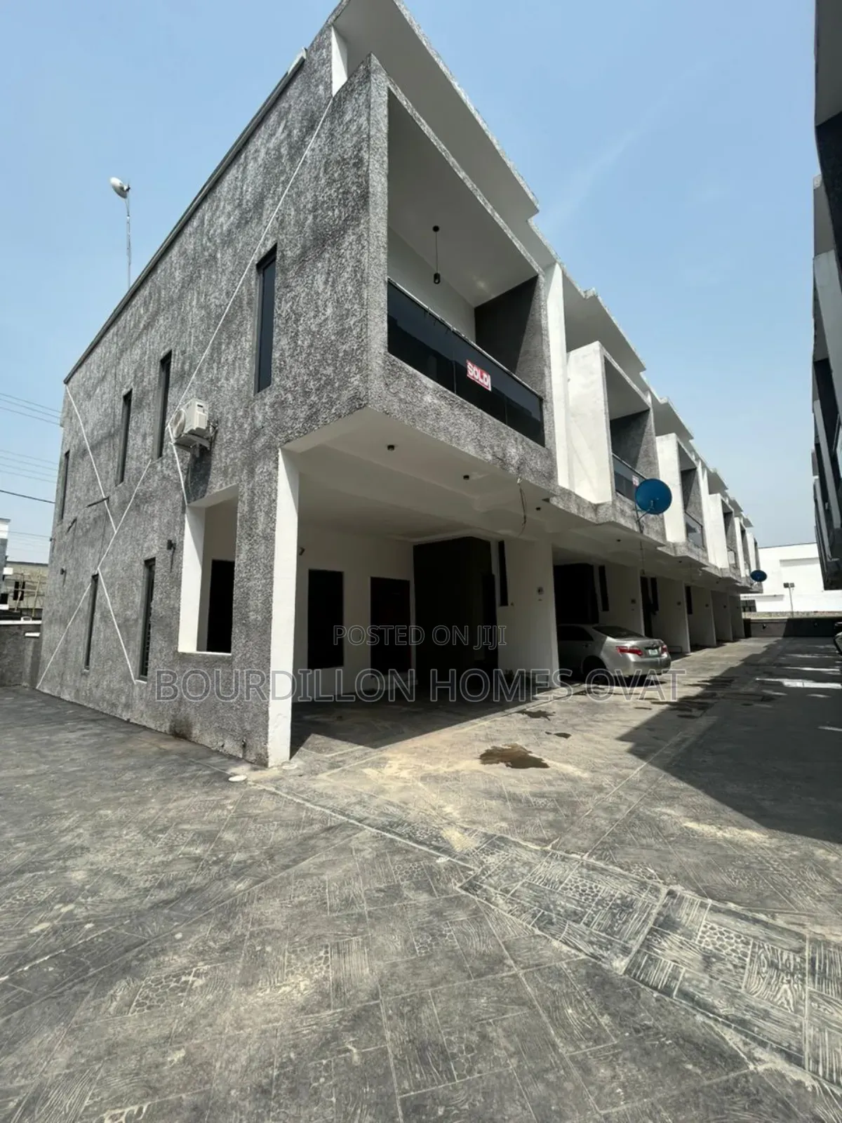 4bdrm Duplex in Ikota Lekki Lagos for sale in Ikota