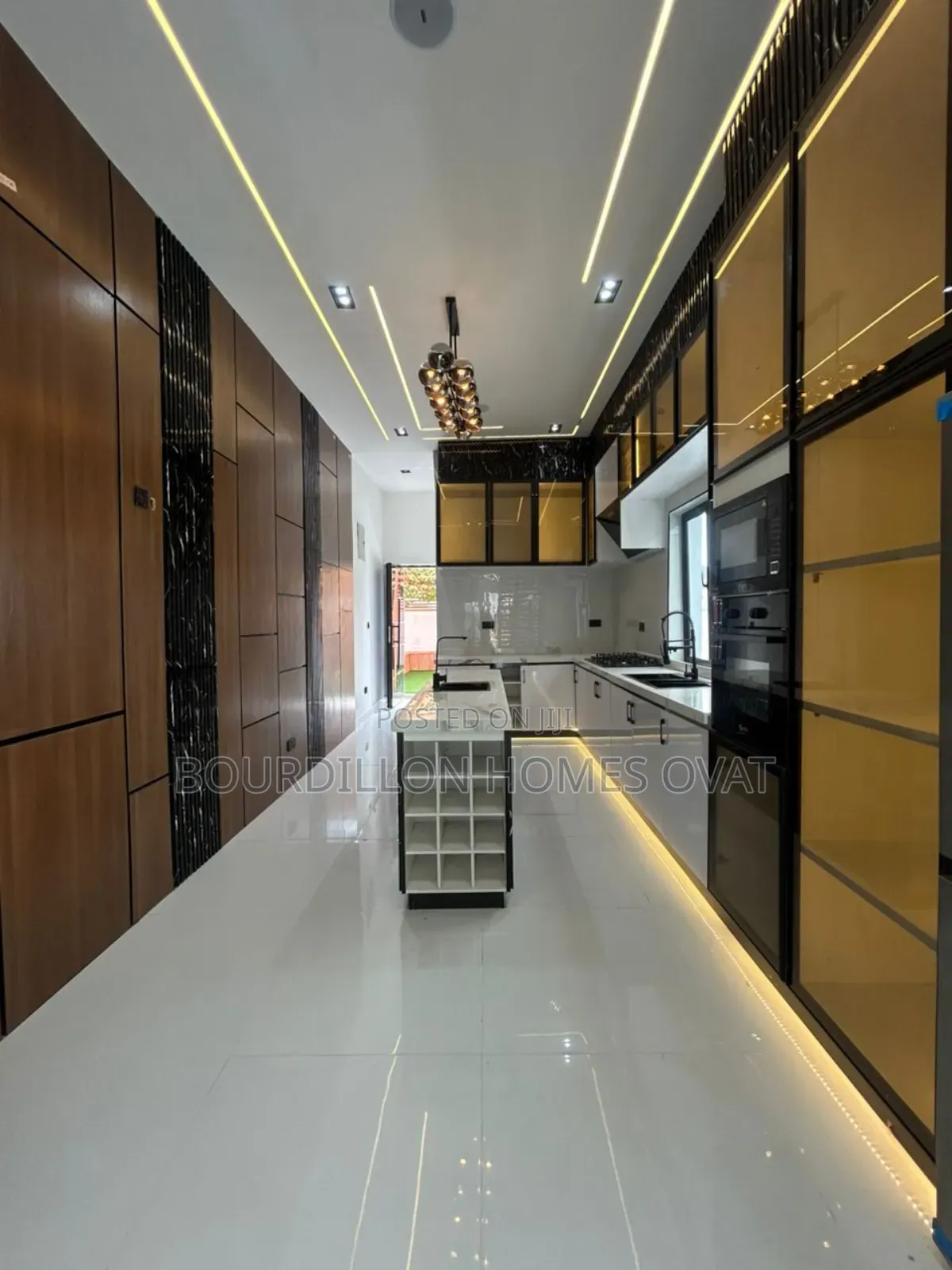 5bdrm Duplex in Ikota Lekki Lagos for sale in Ikota