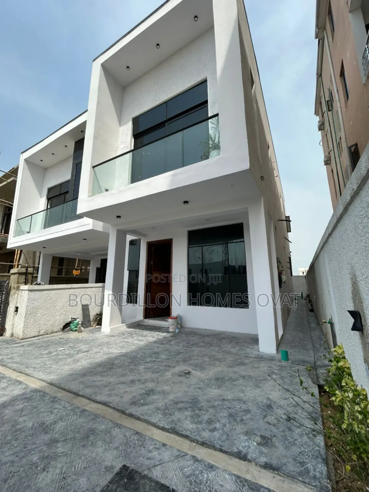 4bdrm Duplex in Ikota Lekki Lagos for sale in Ikota
