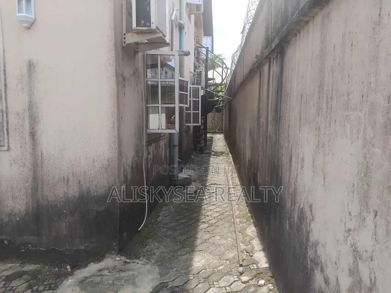 2bdrm Block of Flats in Cele Imedu, Awoyaya for sale in Awoyaya