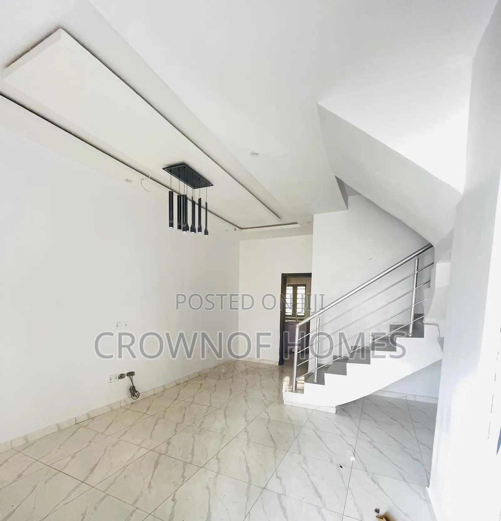3bdrm Duplex in Ilaje / Lekki for sale in Ilaje / Lekki