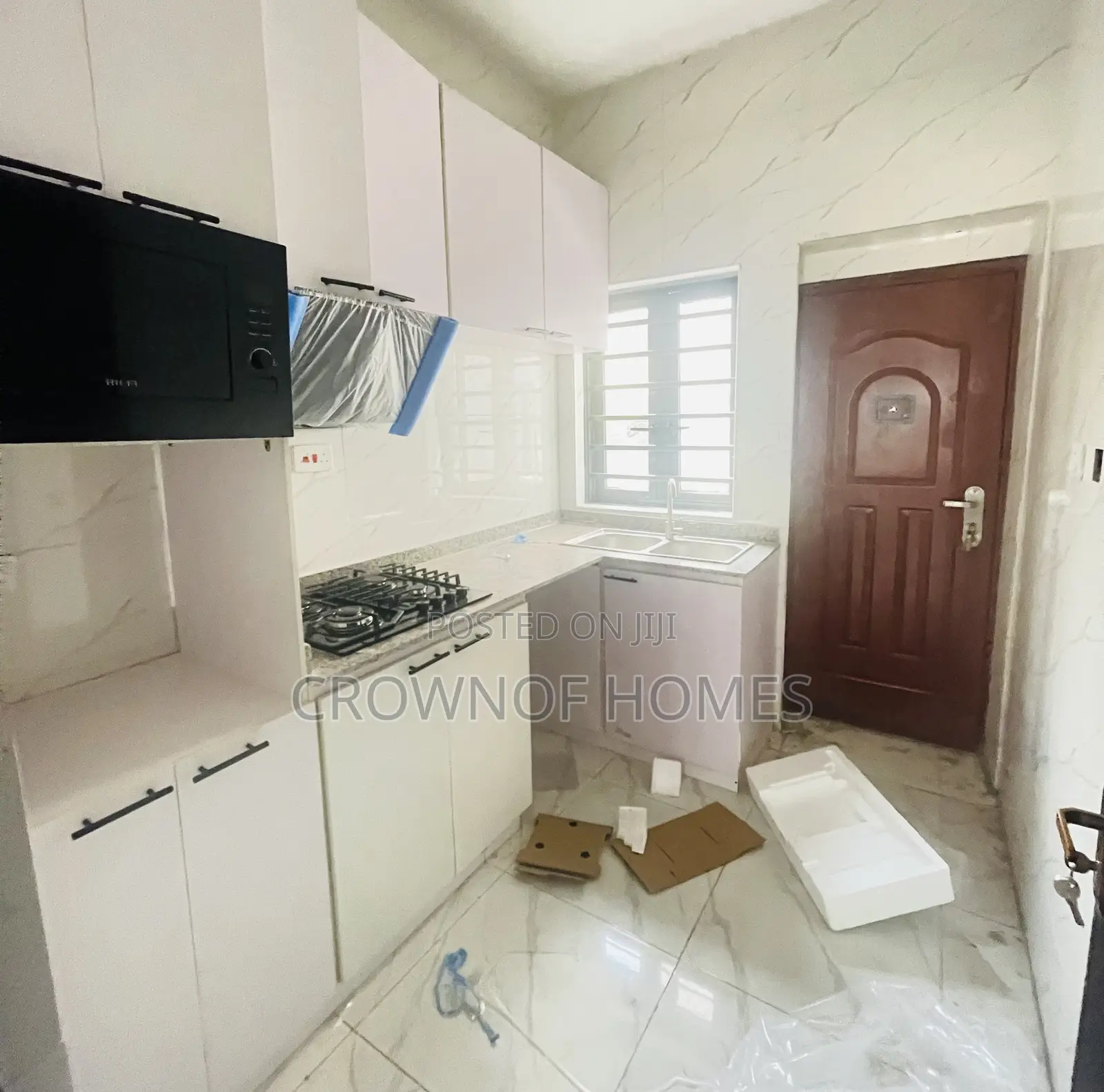3bdrm Duplex in Ilaje / Lekki for sale in Ilaje / Lekki