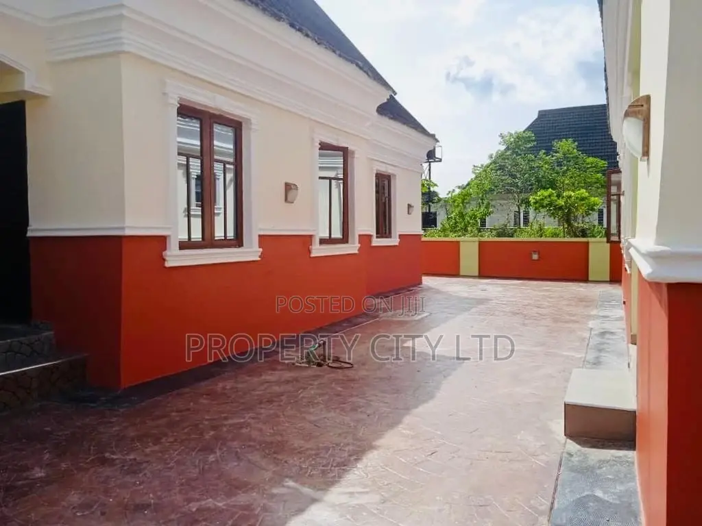 4bdrm Apartment in Park Gardens Town, Ikorodu for sale in Ikorodu